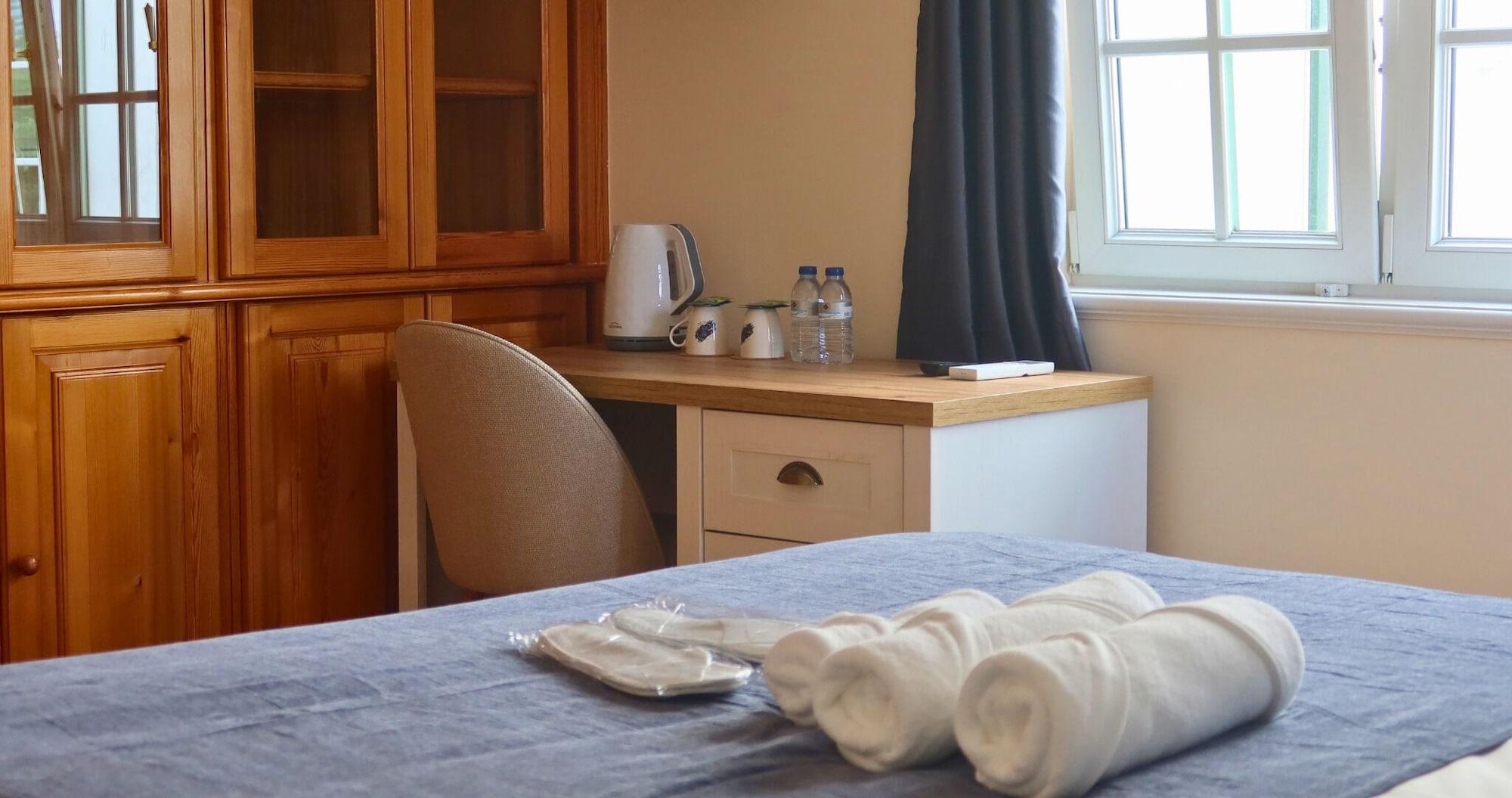 Habitación Art 4 You Carcavelos Suites