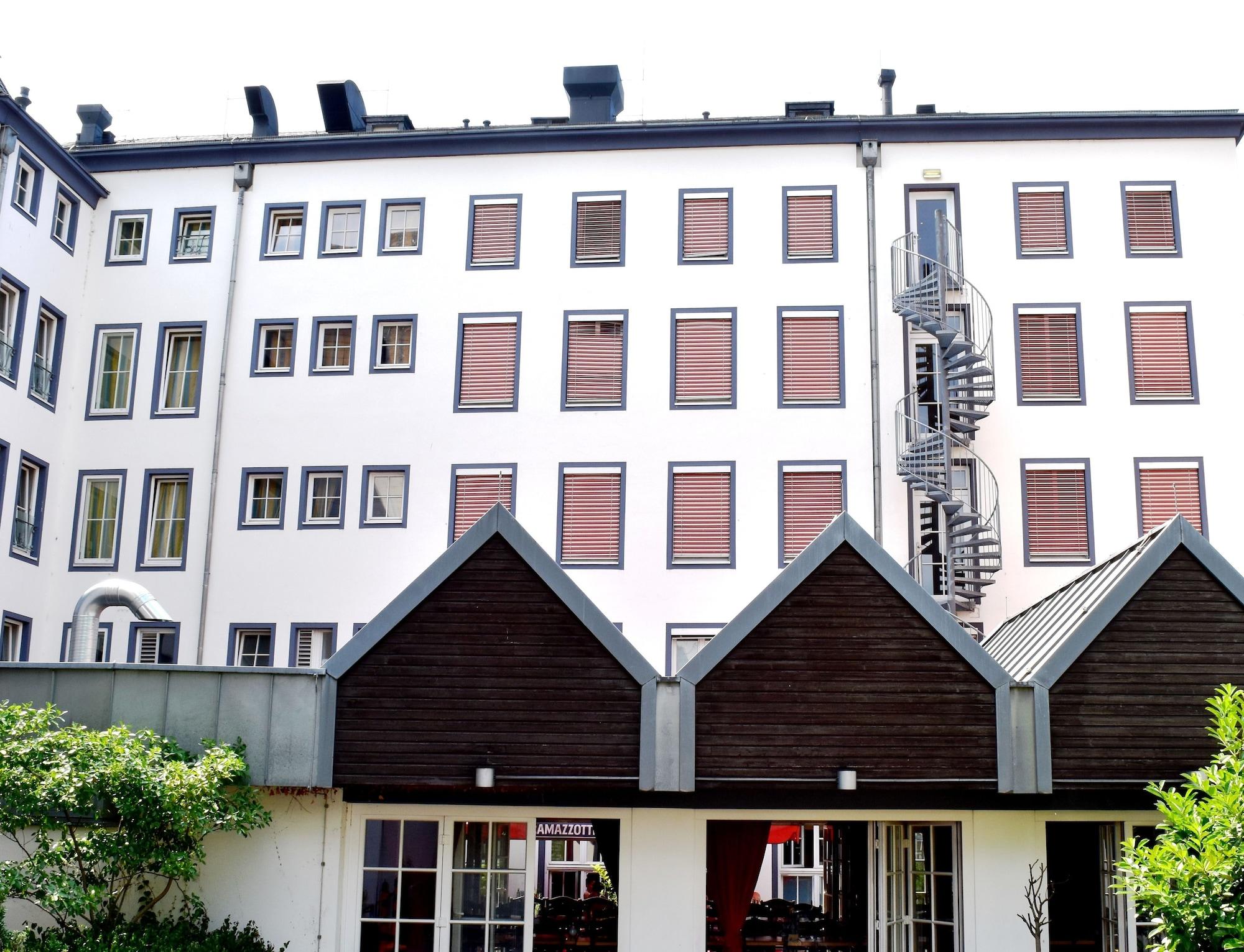 Vista Exterior XII Apostel Hotel Albergo