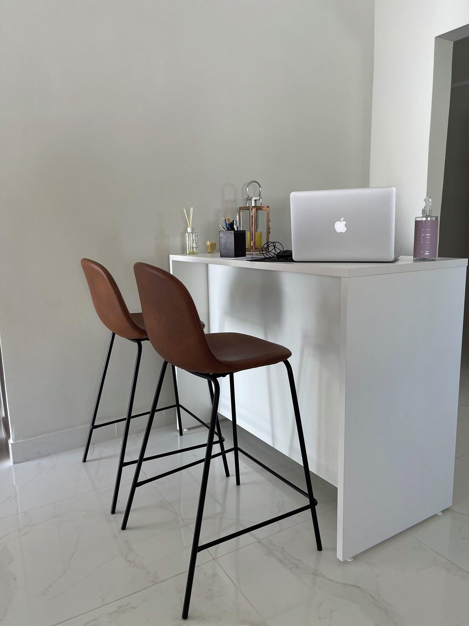 Vista Lobby Charlotte House