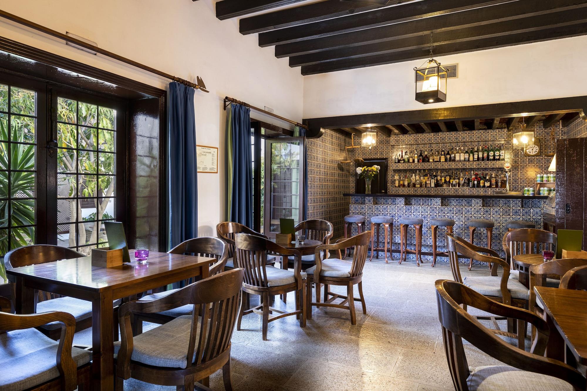 Bar/Salón Parador de La Gomera