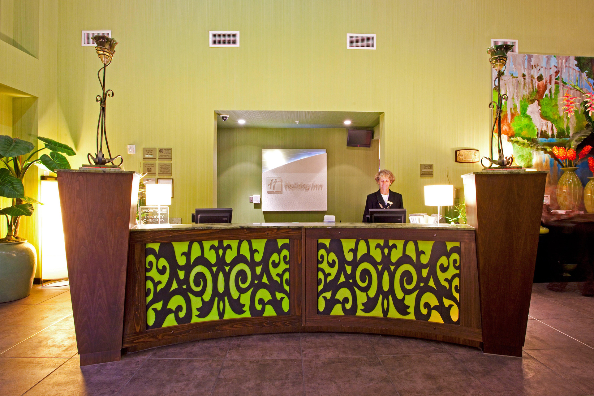 Vista Lobby Holiday Inn Hotel and Suites Ocala Conference Center by IHG