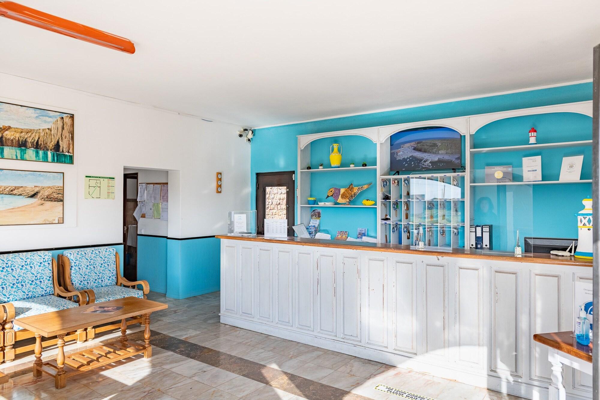 Vista Lobby Tonel Apartments
