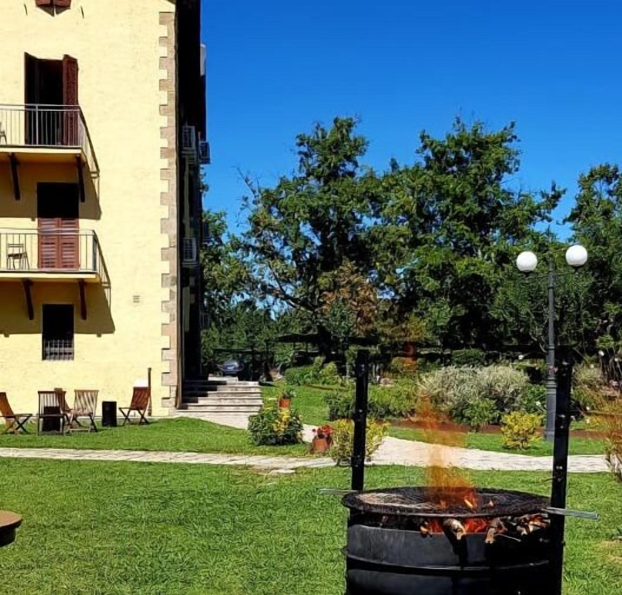 Vista Exterior Hotel & Residence Sant'Uberto