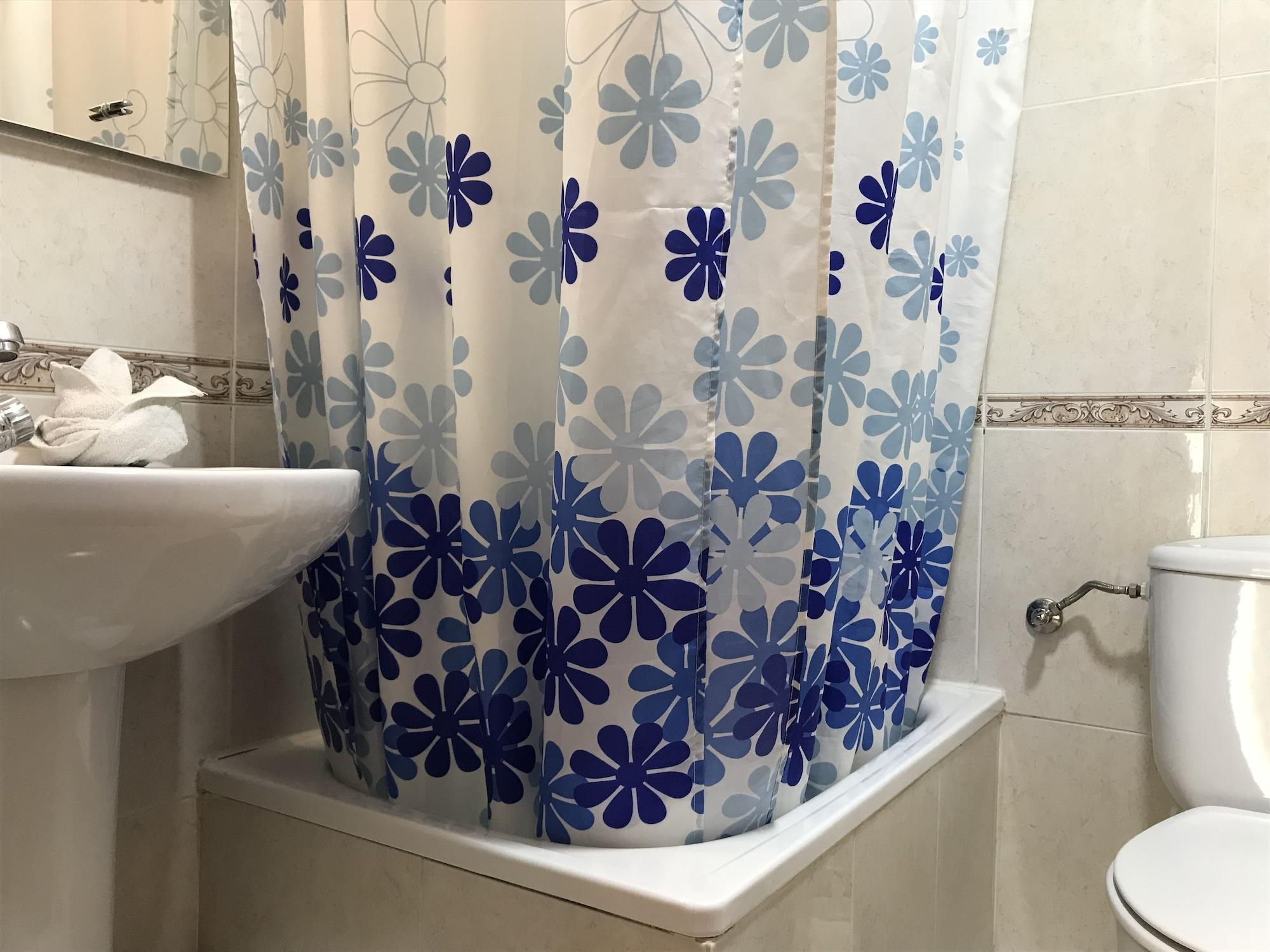 Equipamiento de Habitación Hostal Internacional