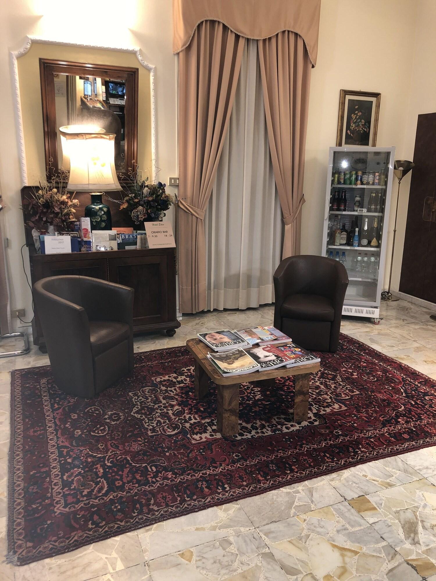 Vista Lobby Hotel Eden