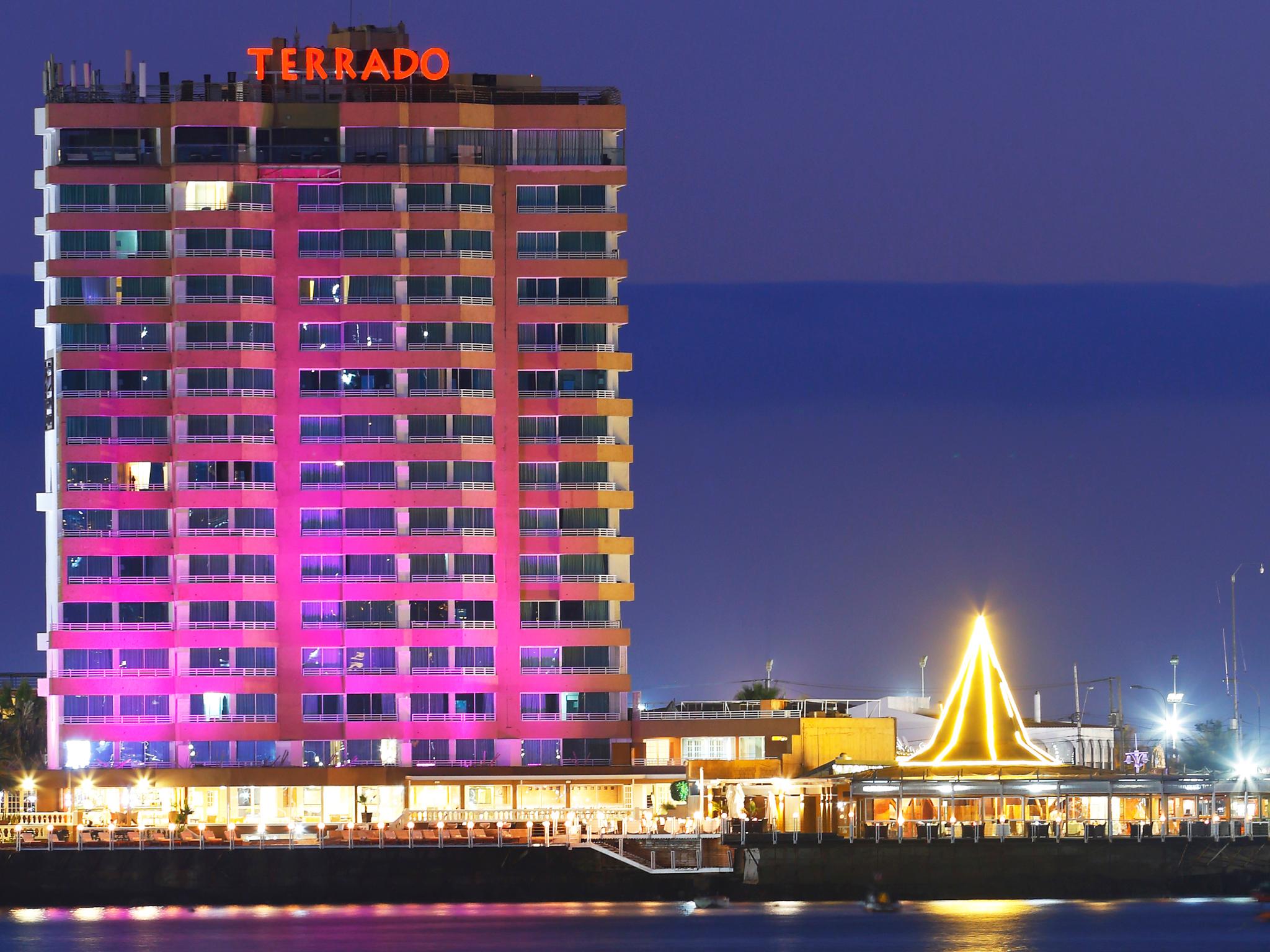 Vista Exterior Hotel Terrado Suites Iquique