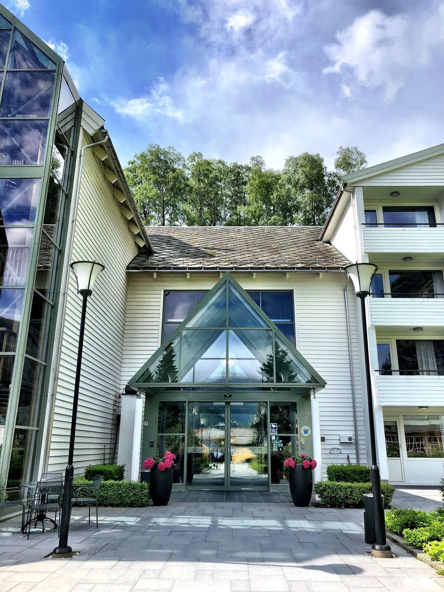 Vista Exterior Fretheim Hotel