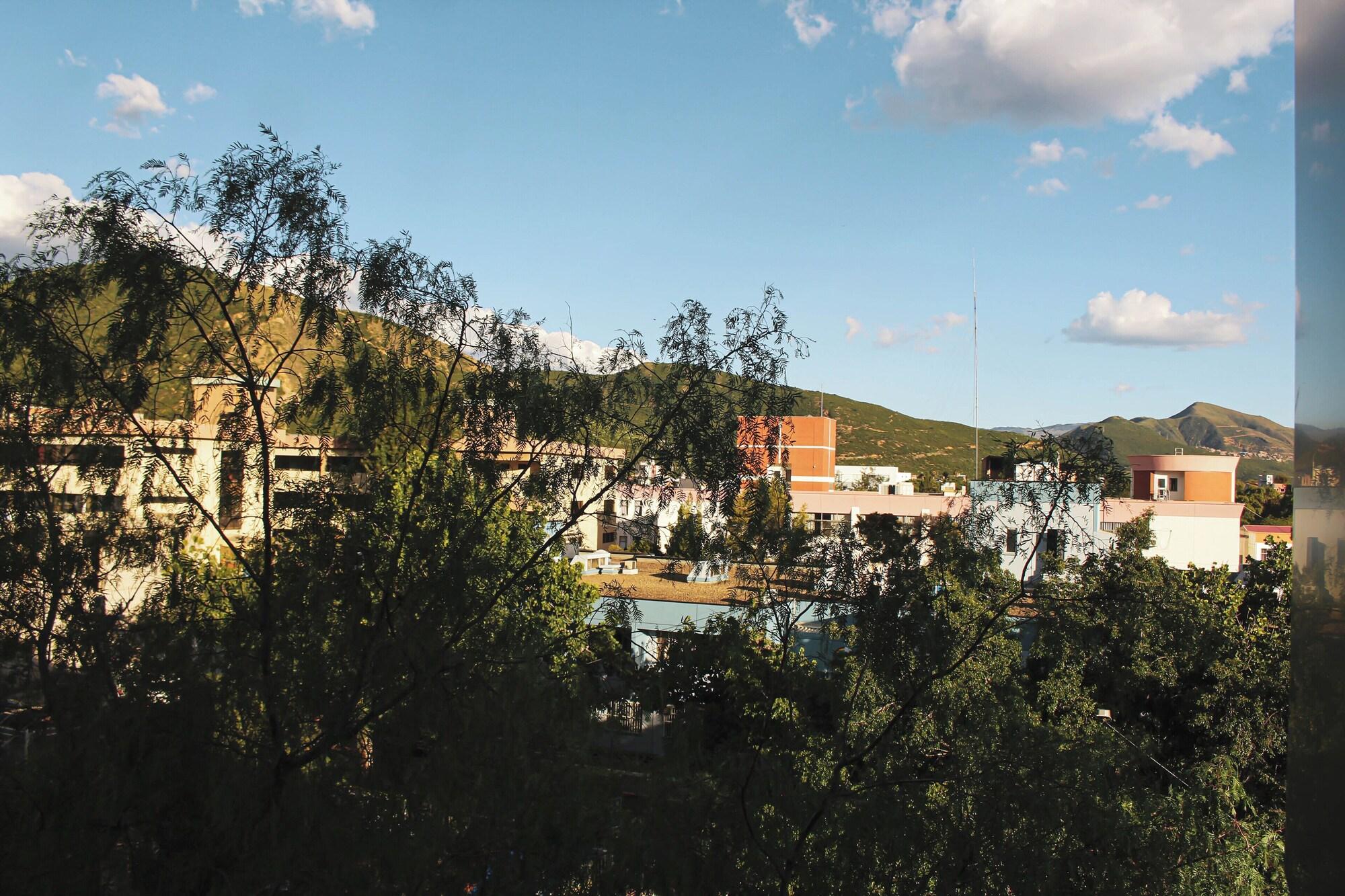 Vista Exterior Kunan Hotel