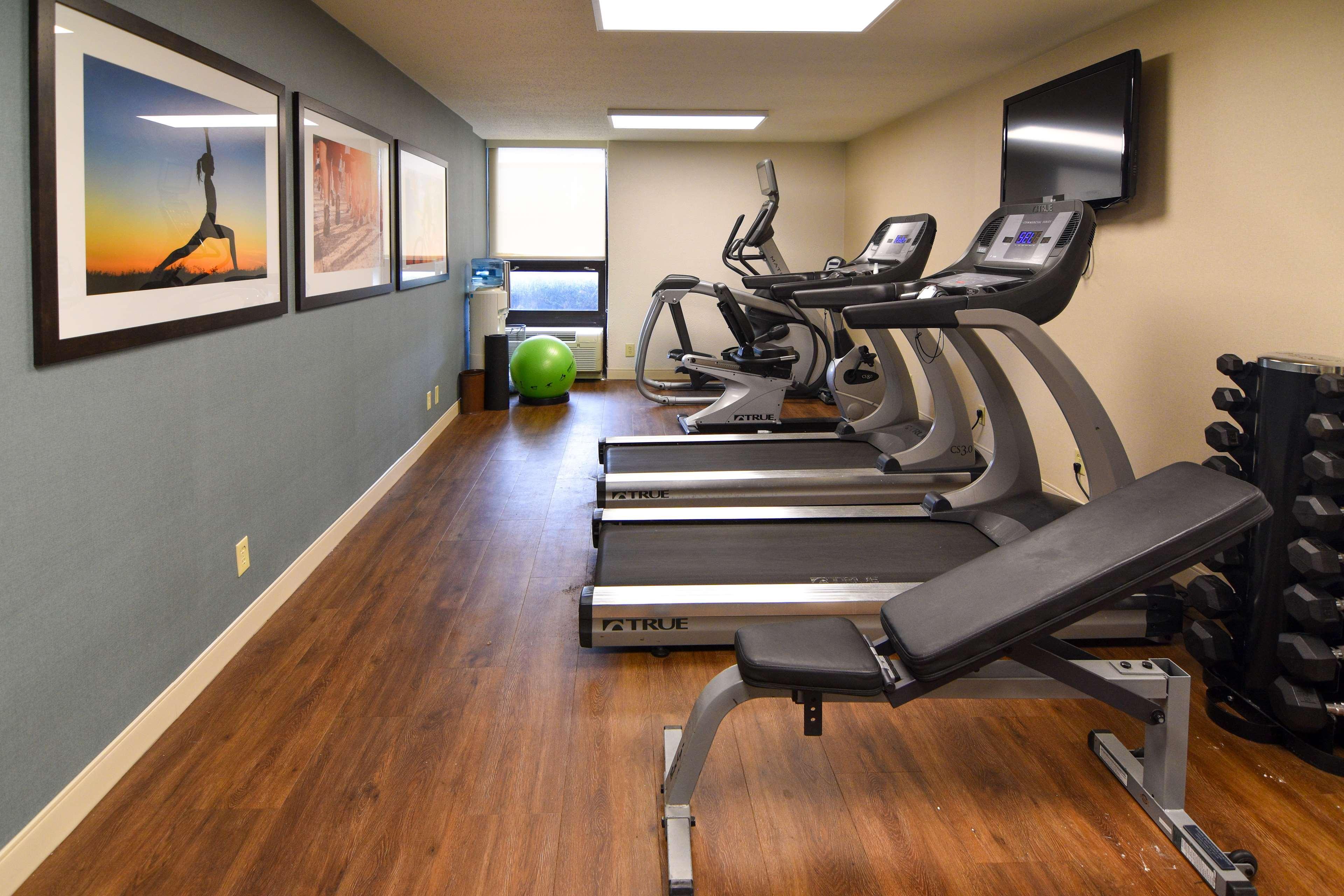 Gimnasio Best Western Plus Indianapolis North at Pyramids