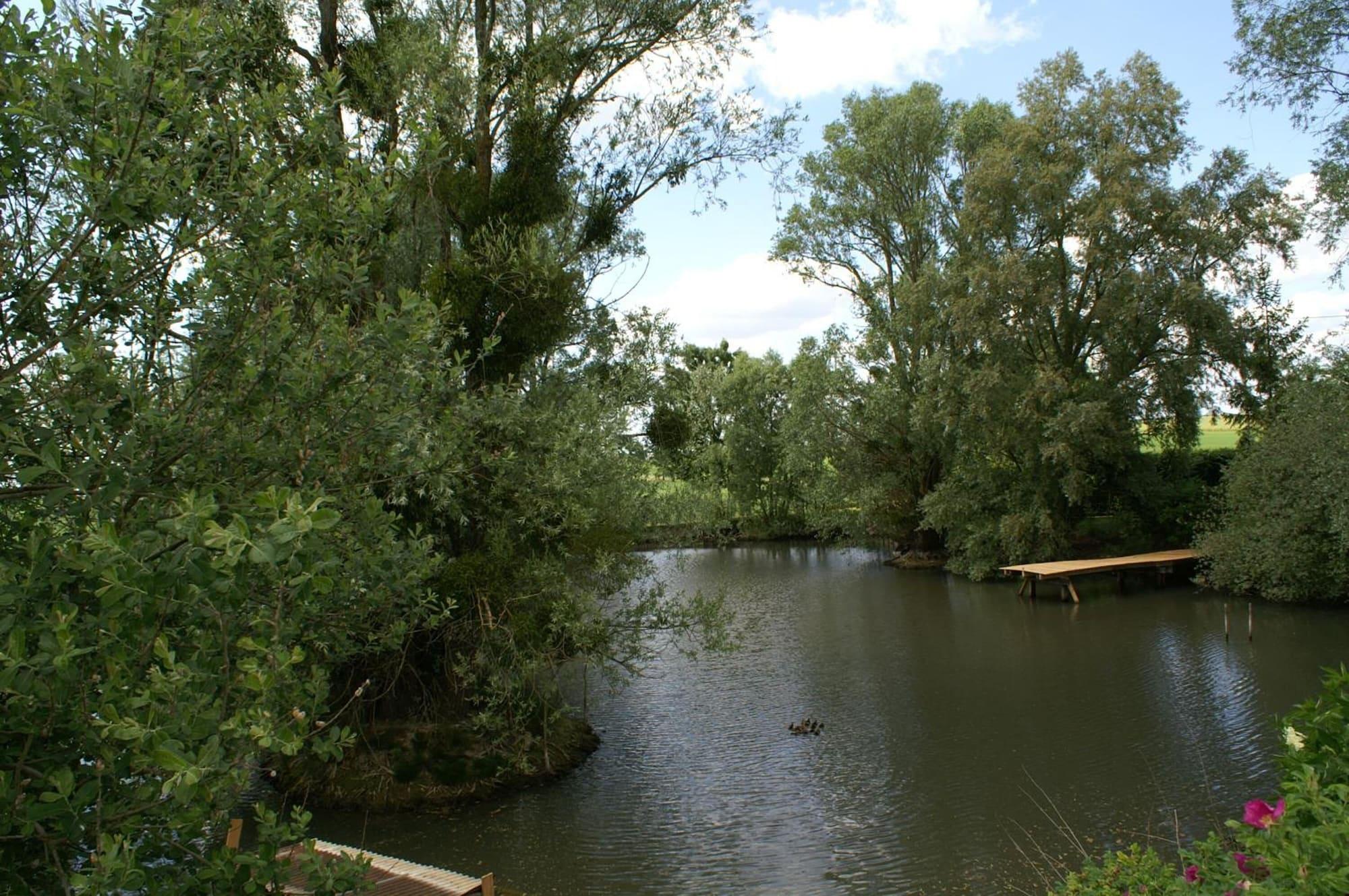 Varios La Ferme Briarde