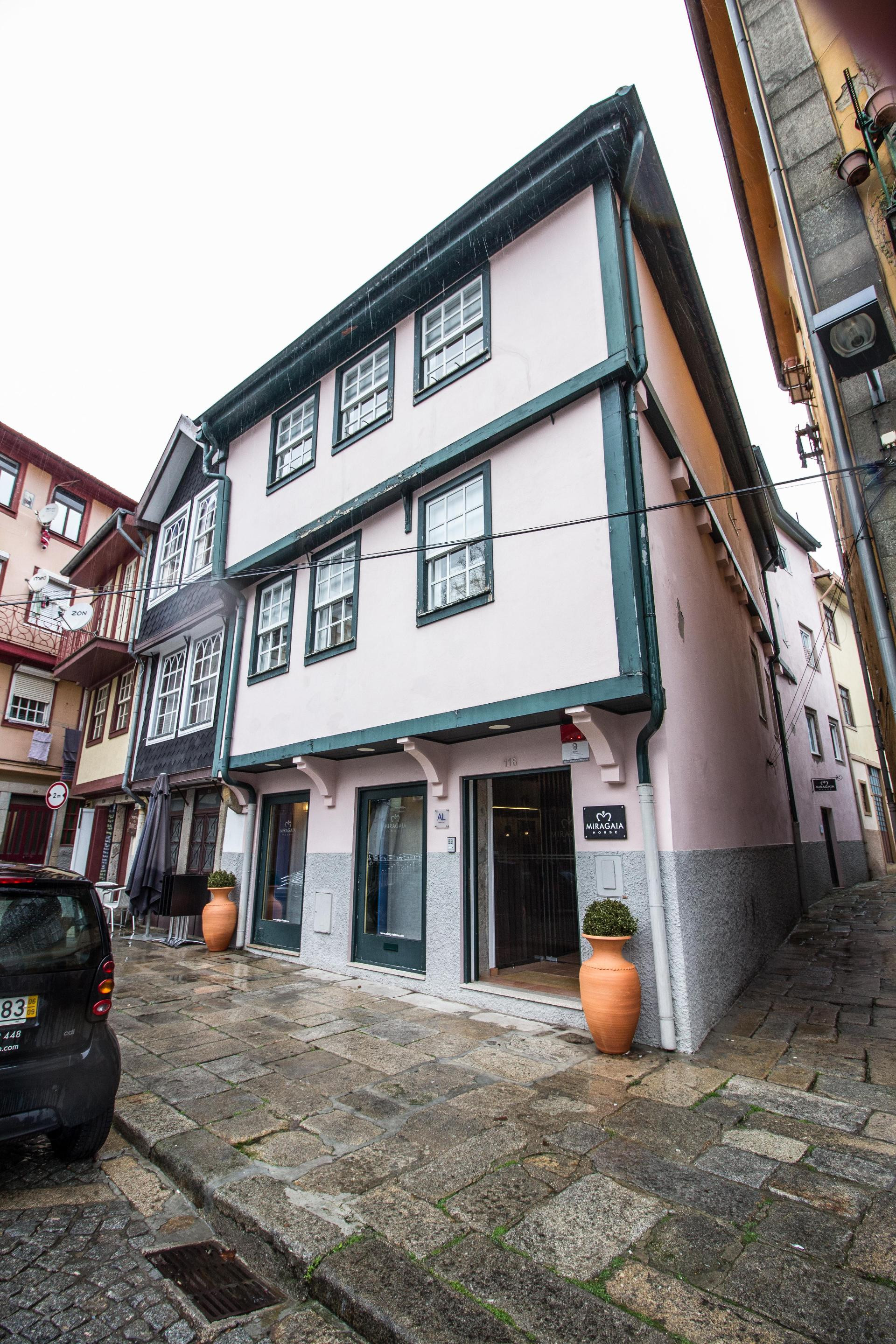 Vista Exterior Miragaia House