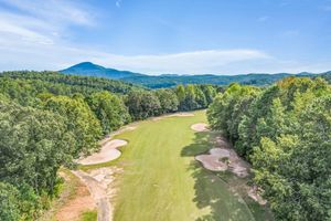 Alquiler Vacacional - Hidden Gem Cabin: Dog friendly, cozy cabin nestled in the heart of Helen, GA