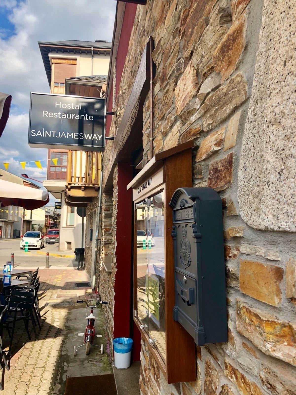 Varios Saint James Way