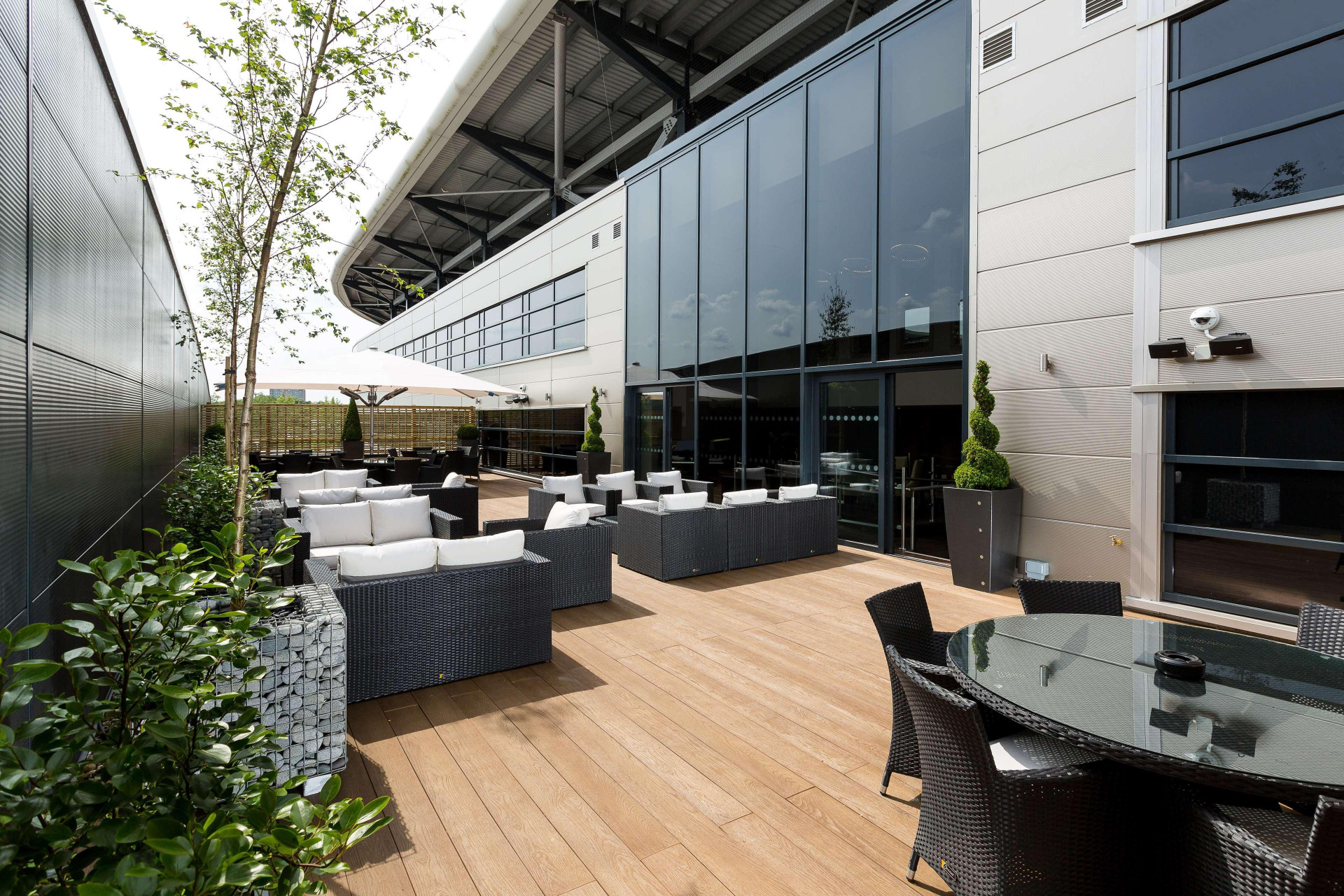 Bar/Salón DoubleTree by Hilton Milton Keynes