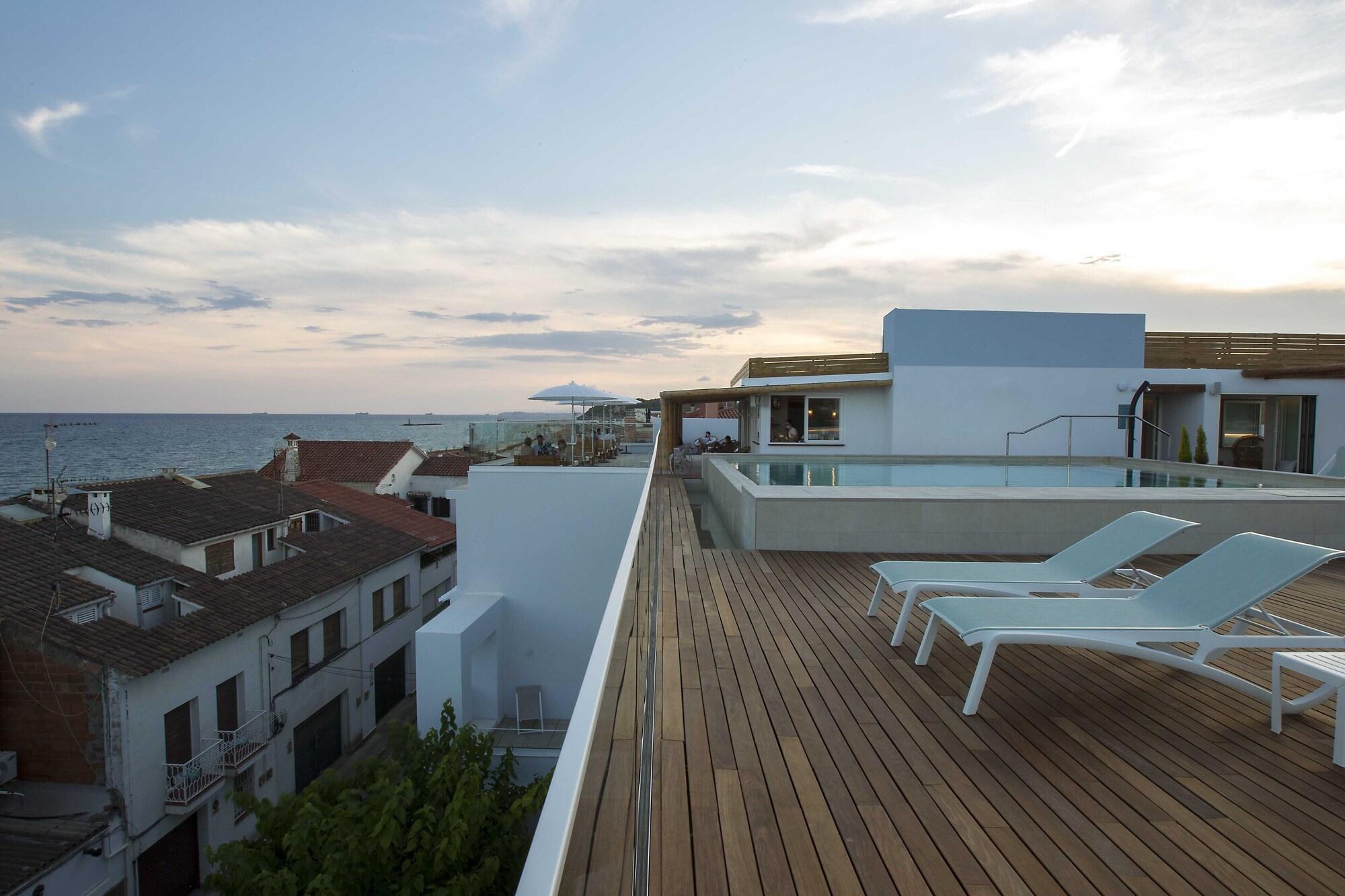 Vista Exterior May Altafulla Beach Boutique Hotel