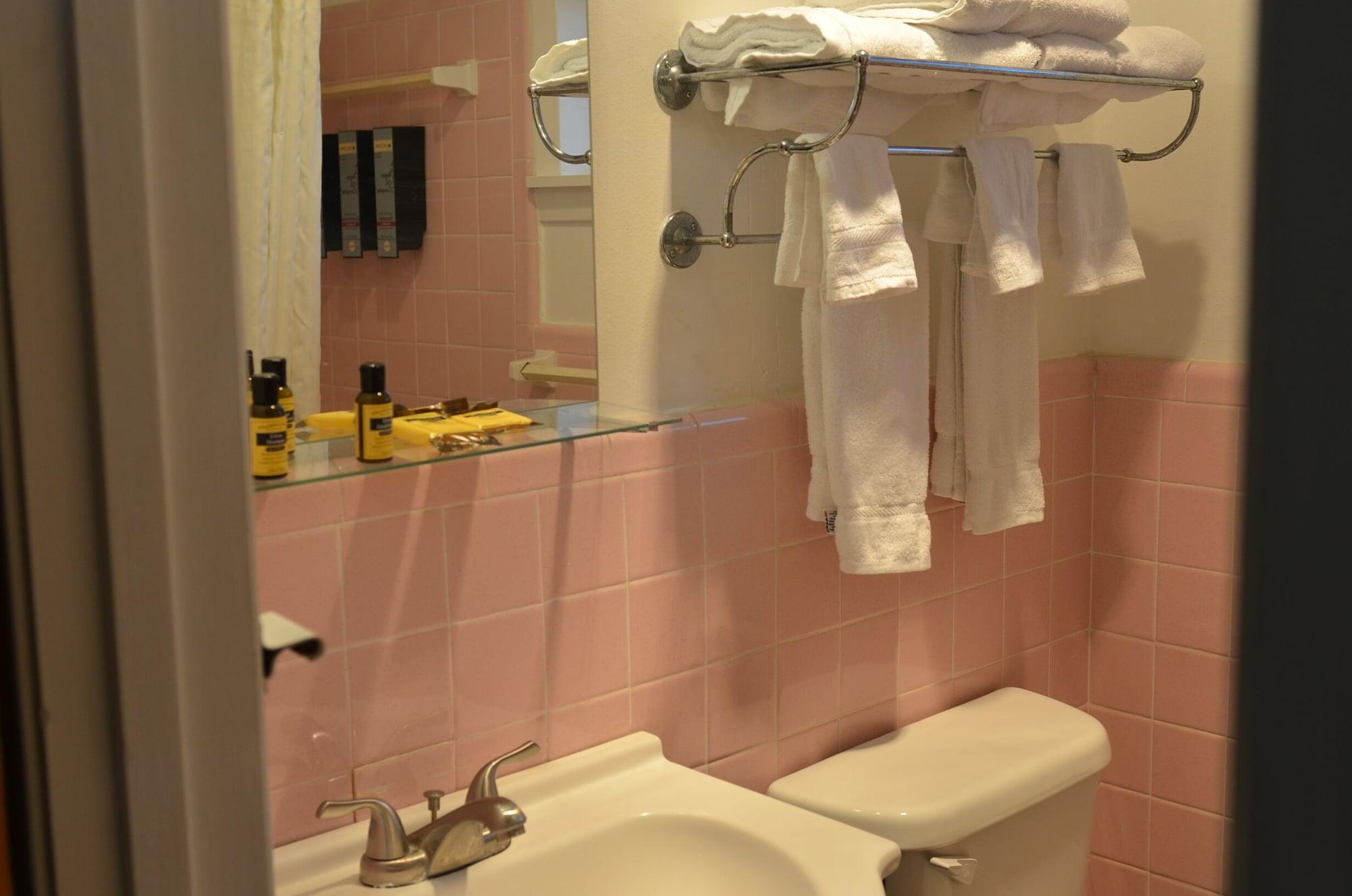 Equipamiento de Habitación The Oak Motel