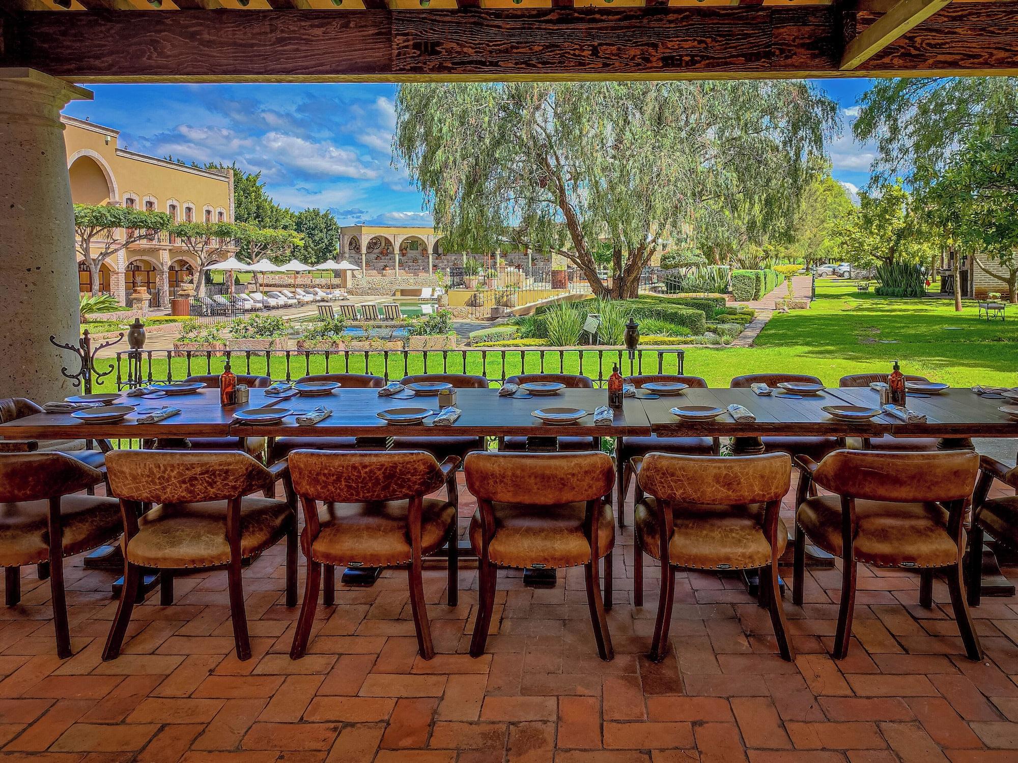 Restaurant HC HACIENDA CATRINA HOTEL BOUTIQUE