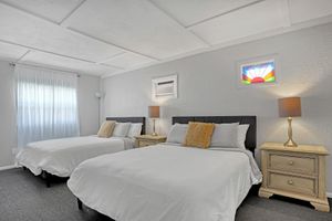 Alquiler Vacacional - Melbourne Heated Pool Home Sleeps 12 with 4 bed/2bath Great Reviews 14m to USSSA