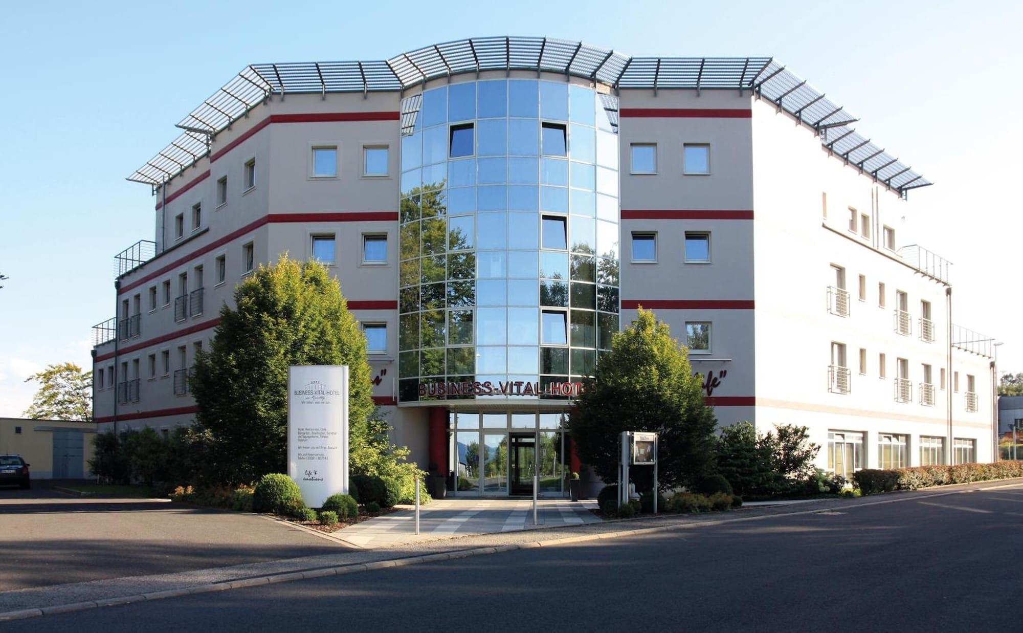 Vista Exterior Business Vital Hotel