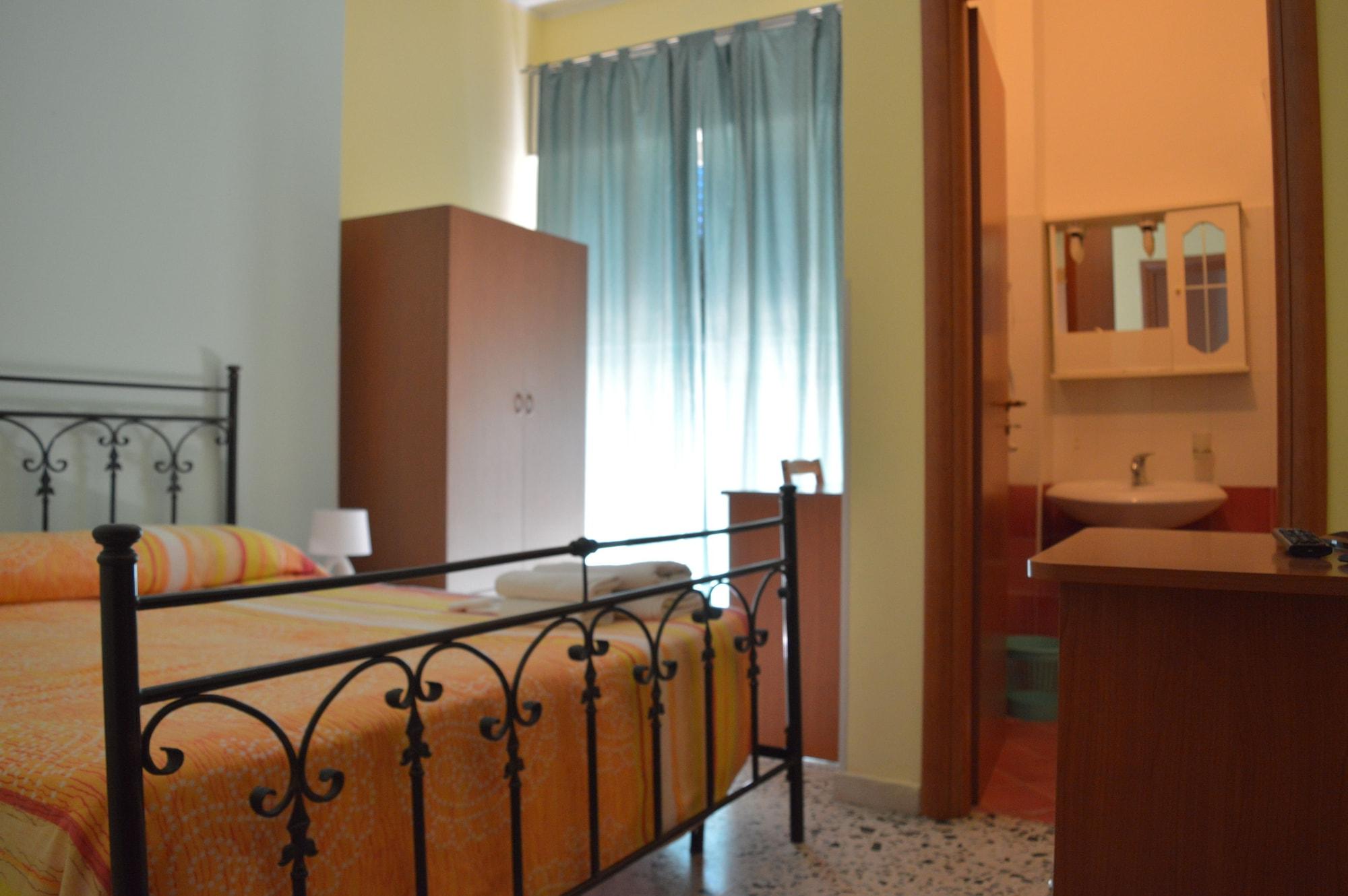 Varios B&B Scalea Rooms