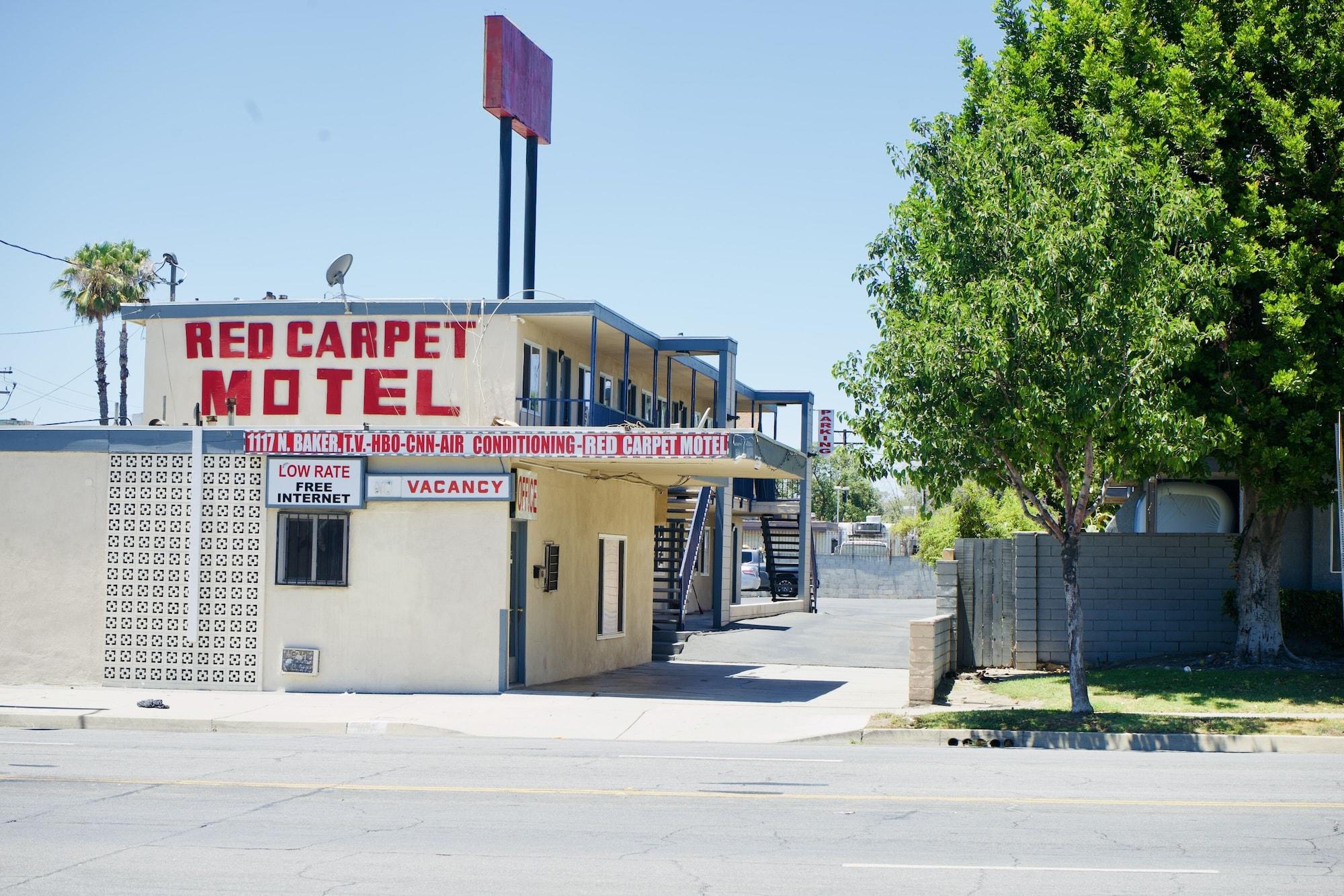 Vista Exterior Red Carpet Motel