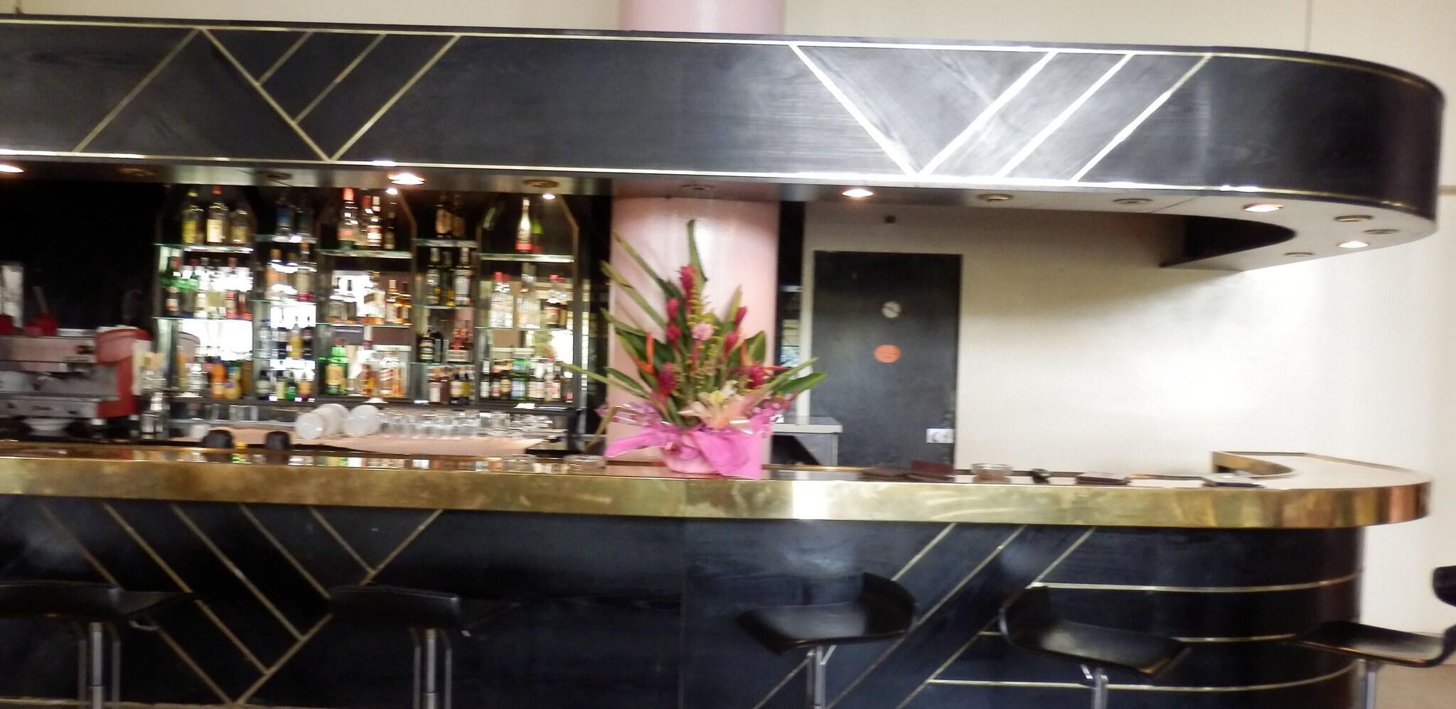 Bar/Salón Hotel des Deputes