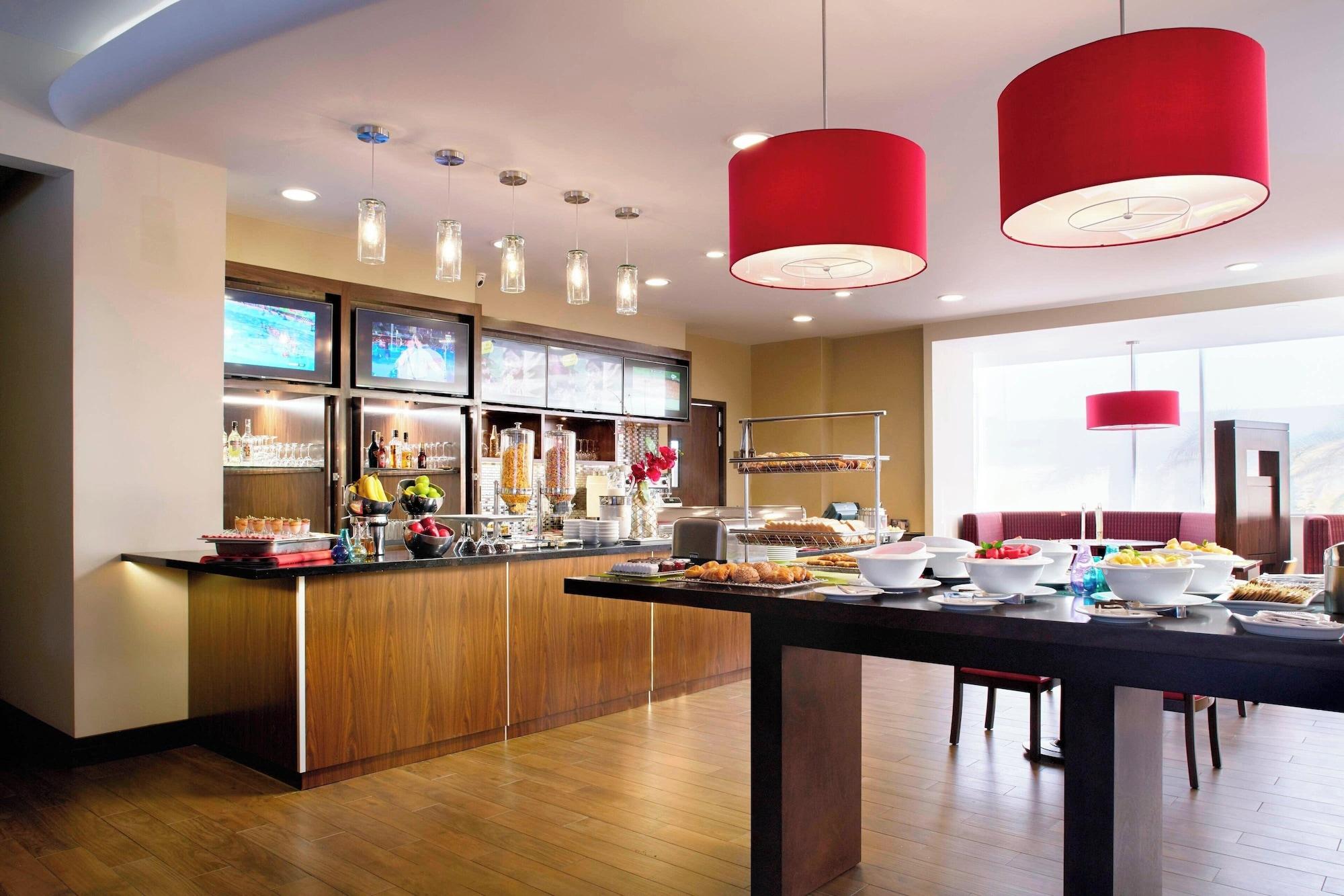 Restaurant Courtyard by Marriott Hermosillo