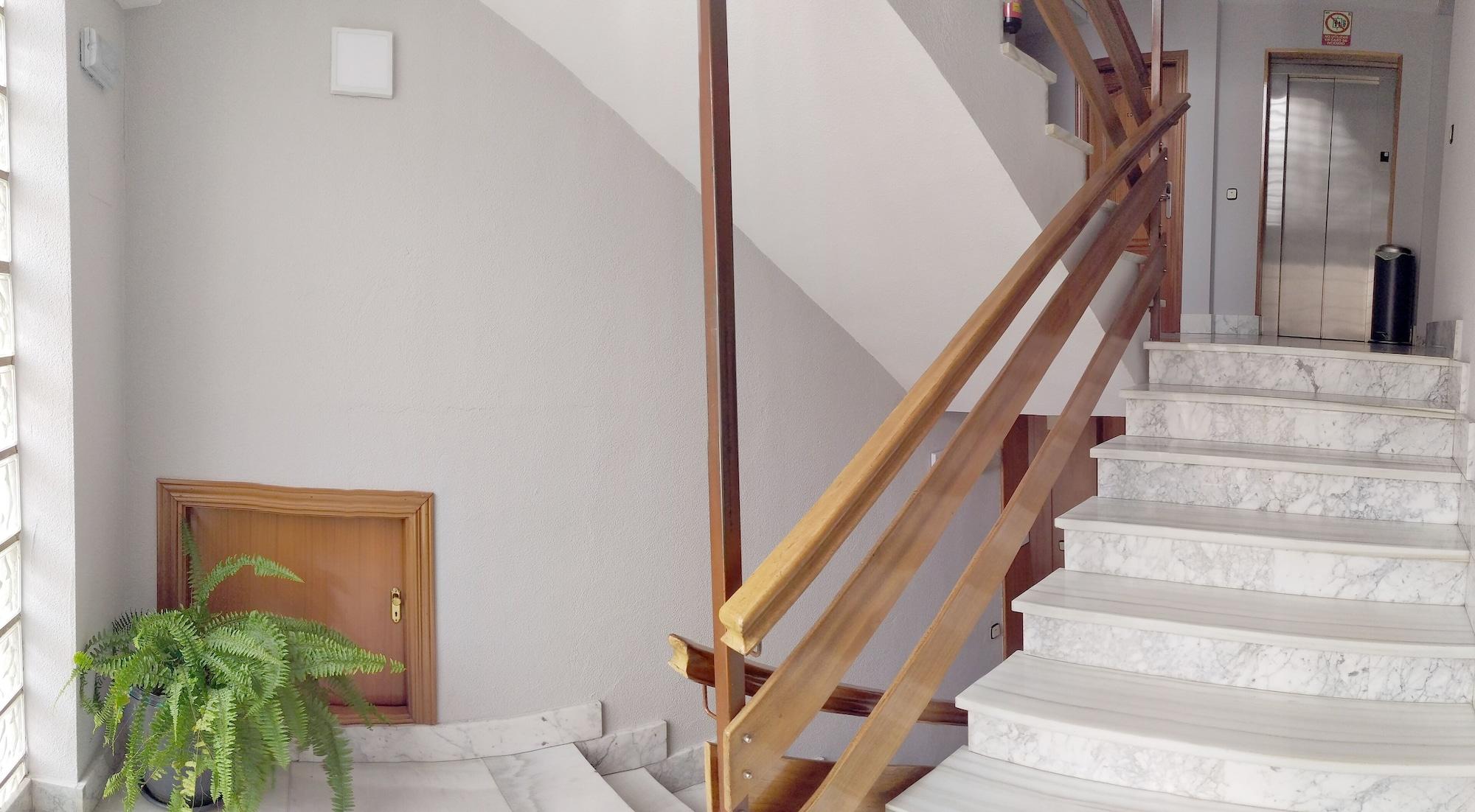 Varios Hostal Lady Ana Maria