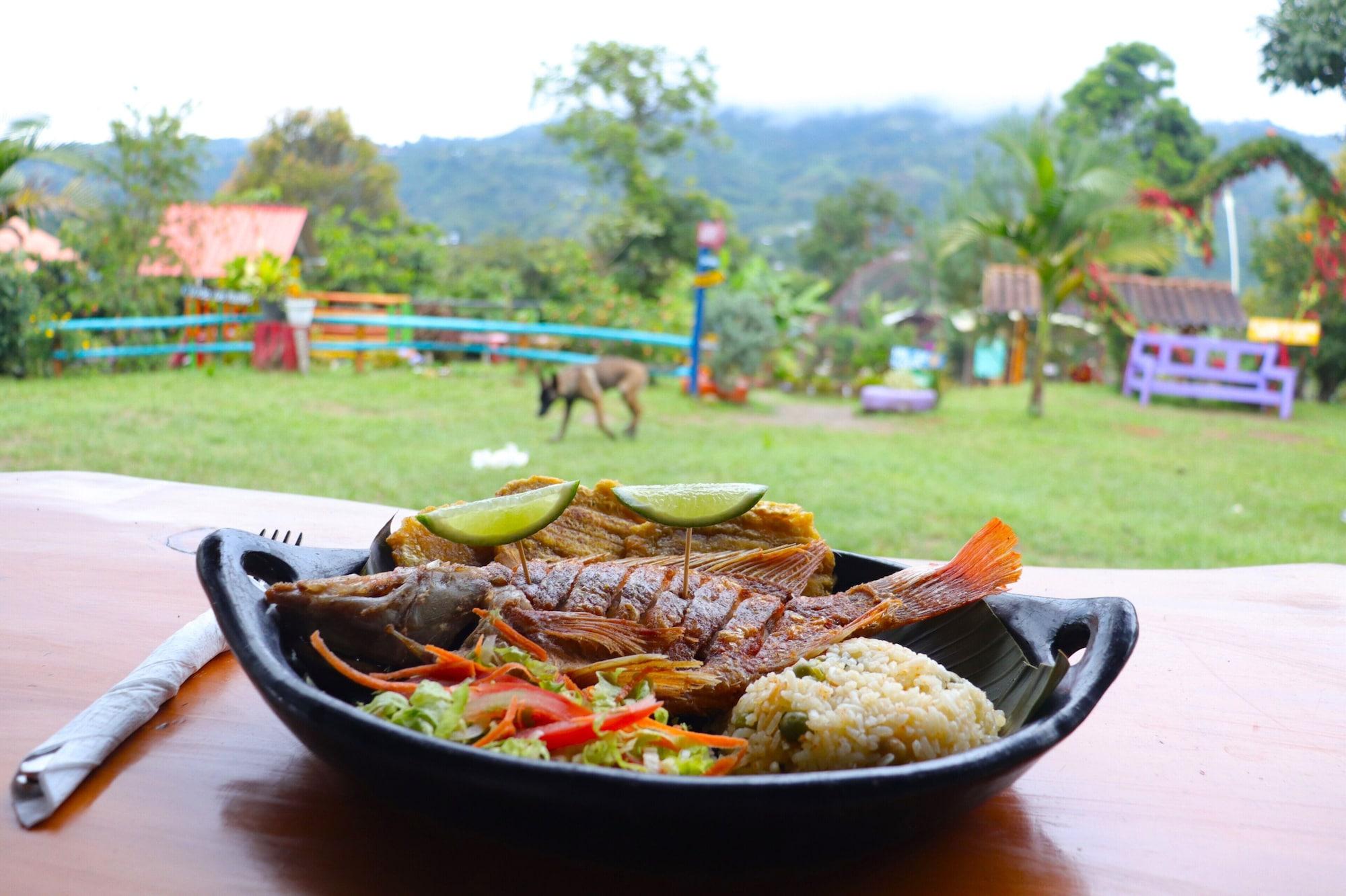Restaurant Sanagua Cascadas del Lavapatas