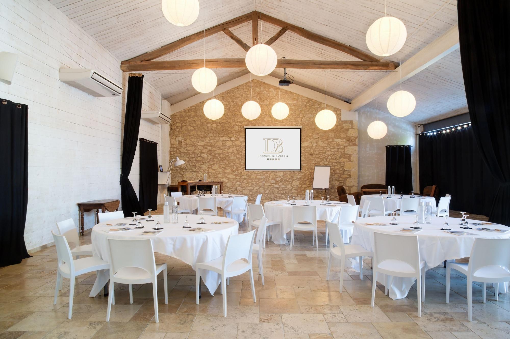 Sala de Reuniones Le Domaine de Baulieu, Singuliers Hotels