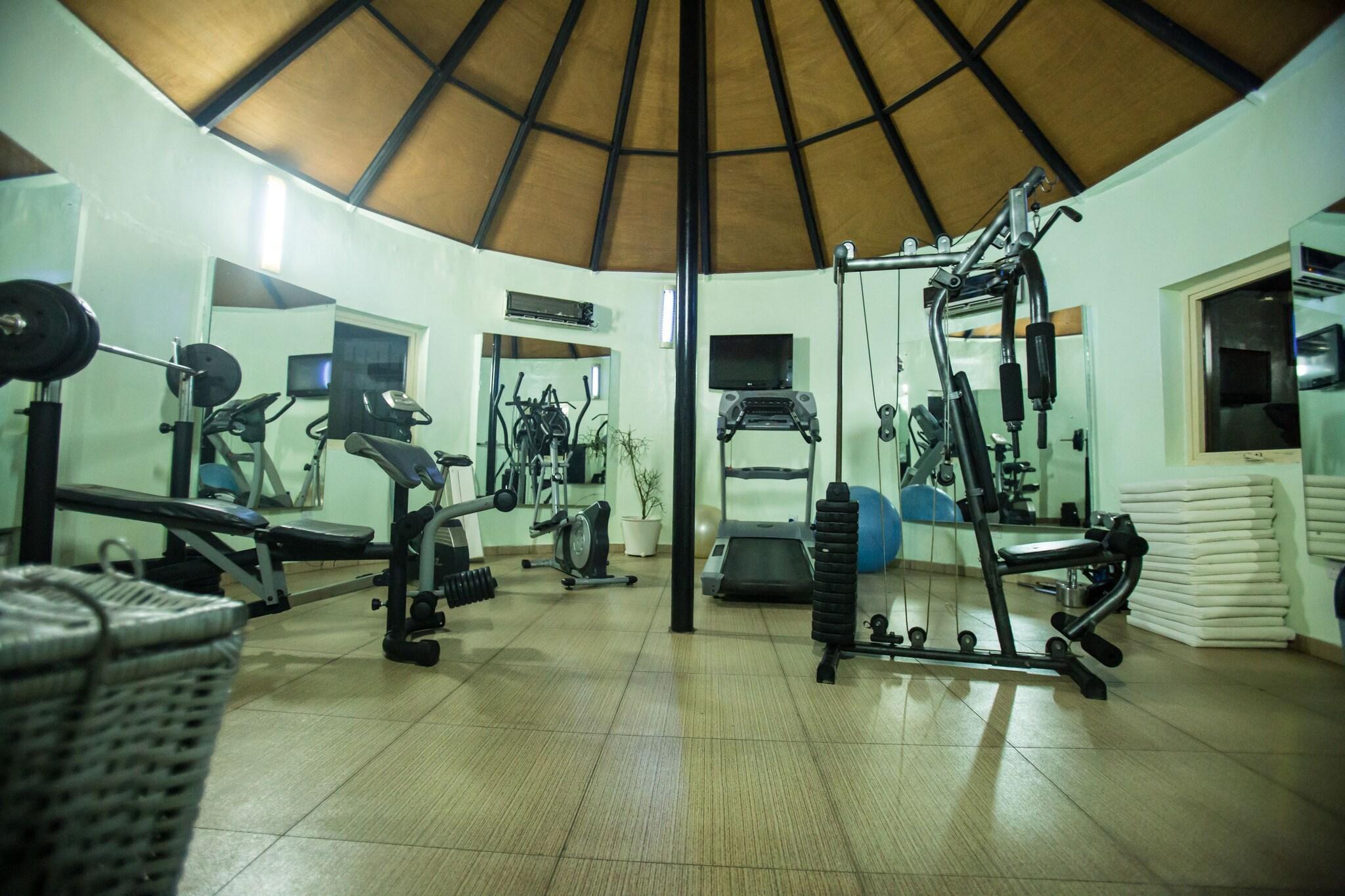 Gimnasio Hotel Bon Voyage