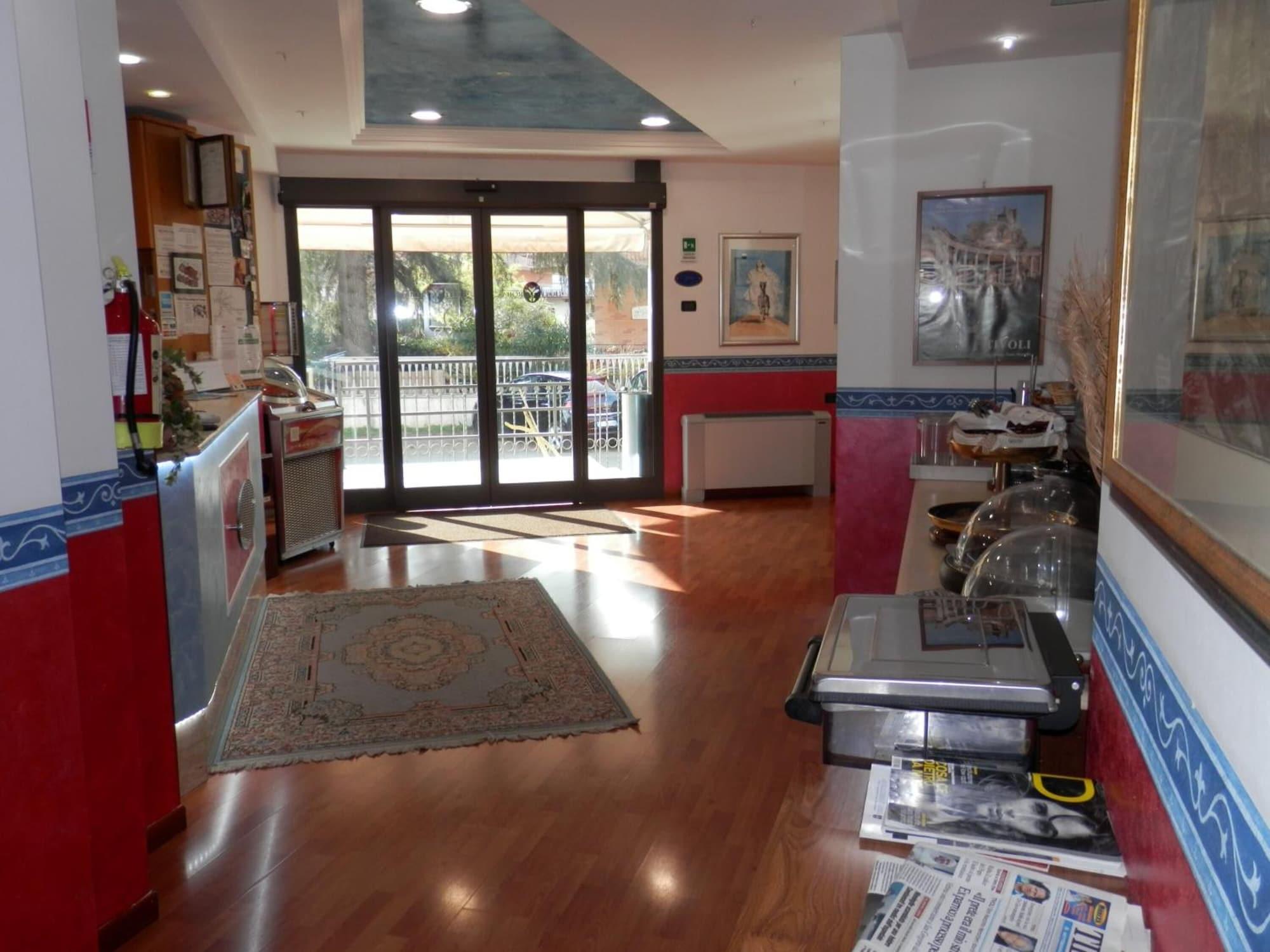 Vista Lobby Hotel Aurora