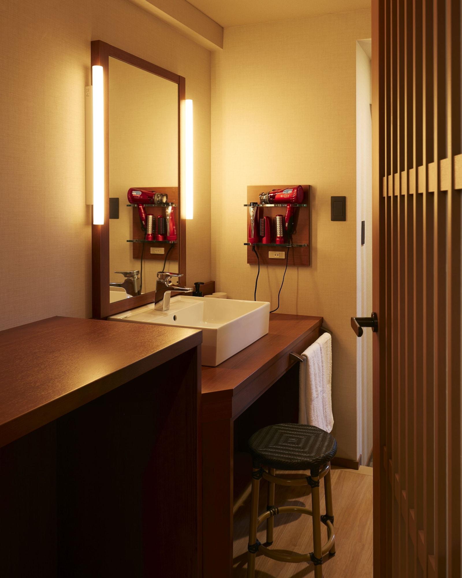 Equipamiento de Habitación Sakura Sky Hotel