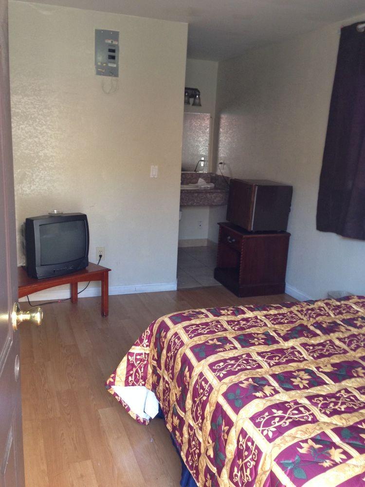 Hotel Lincoln Park Motel