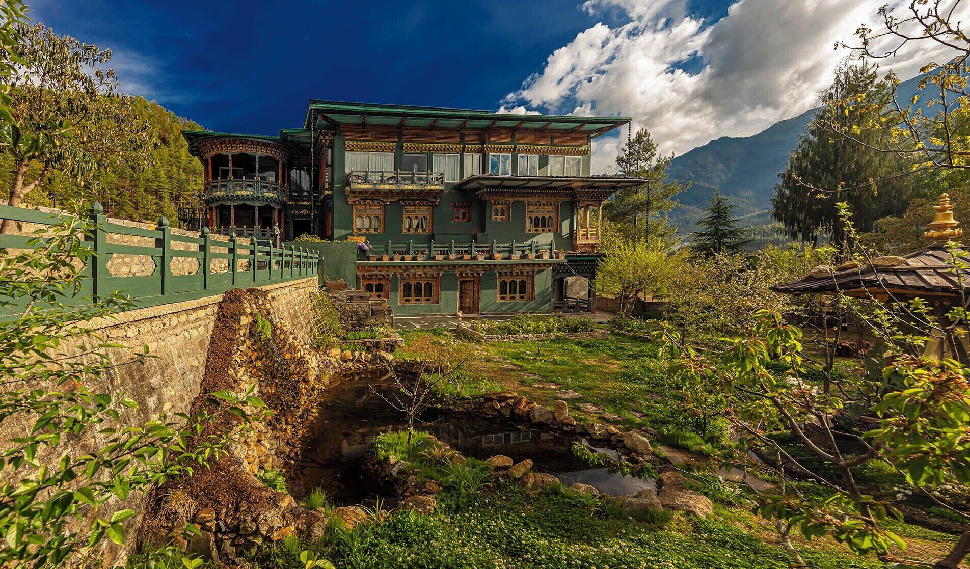 Vista Exterior Taktsangri-La