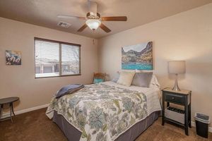 Alquiler Vacacional - beautiful private home has 3 bedrooms and 2 full bathrooms with spacious garage.