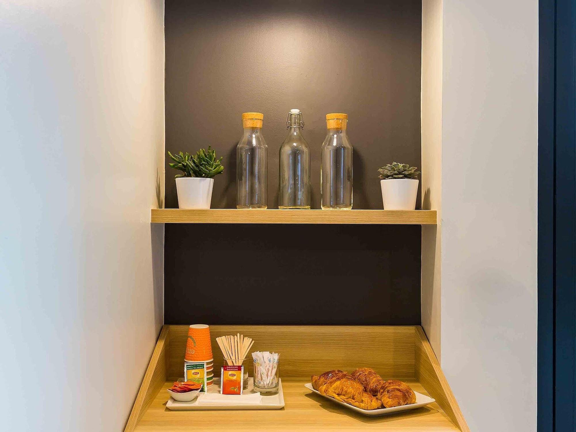 Varios ibis Styles Paris Place d'Italie Butte aux Cailles Hotel