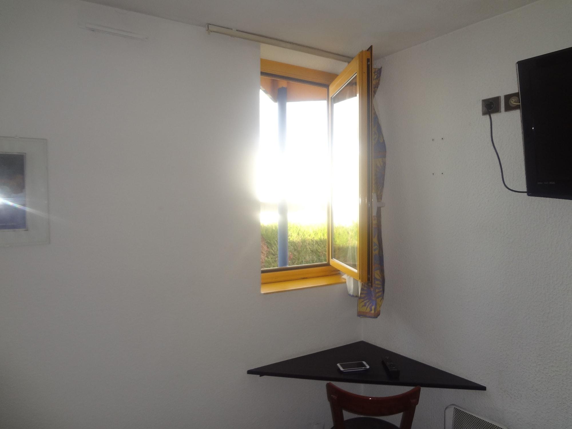 Set de Habitación Rev'Hotel Coignières