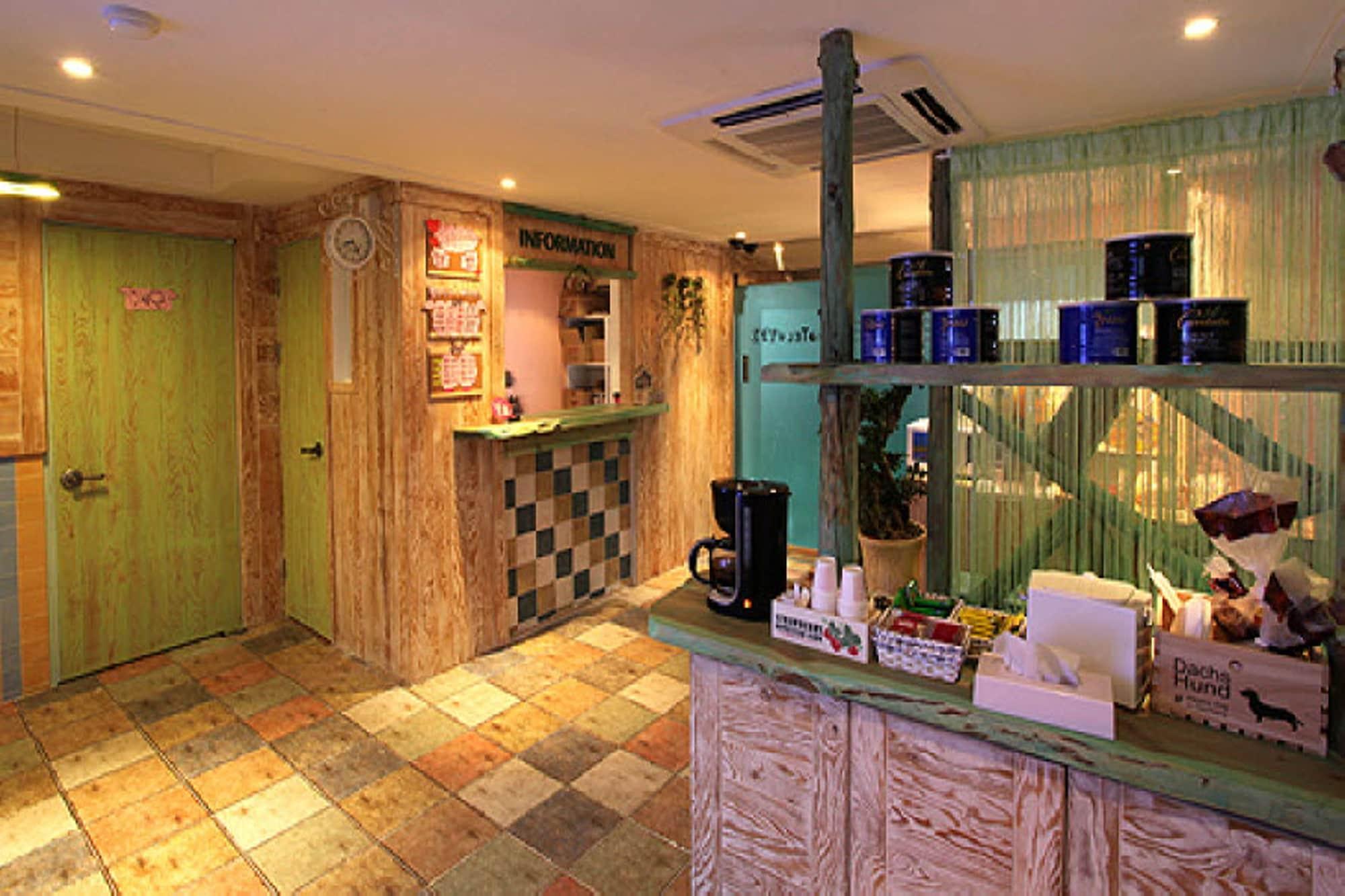 Vista Lobby HOTEL April 2nd