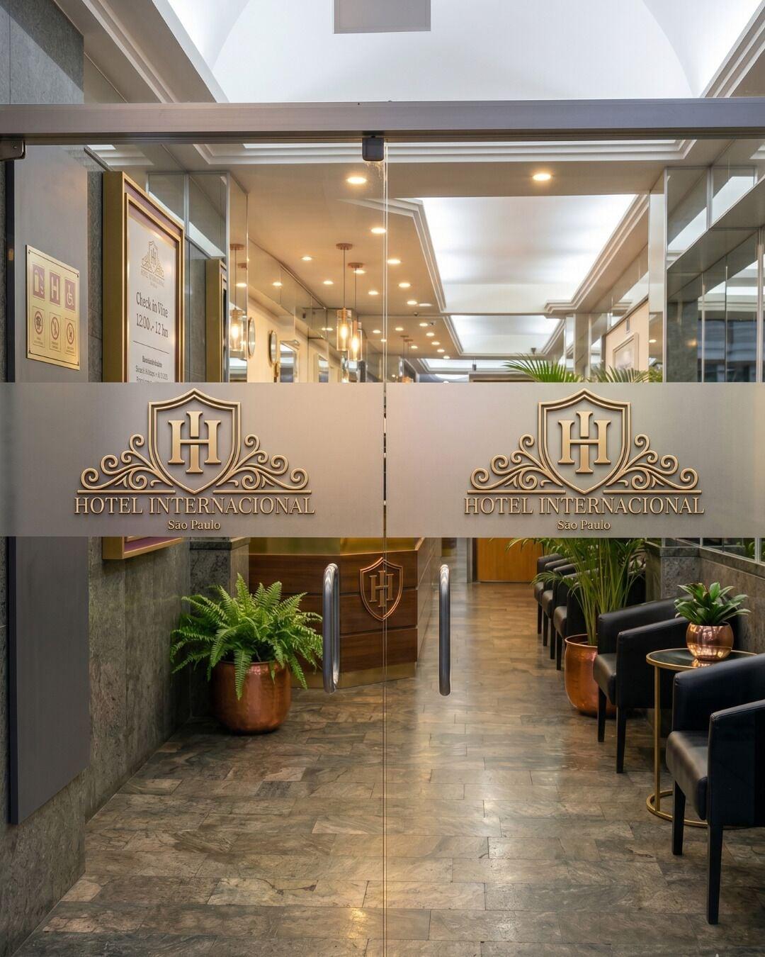Vista Exterior Hotel Internacional São Paulo