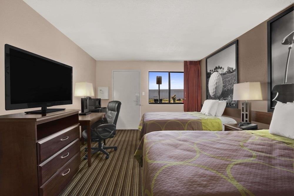Habitación Super 8 by Wyndham Fort Myers