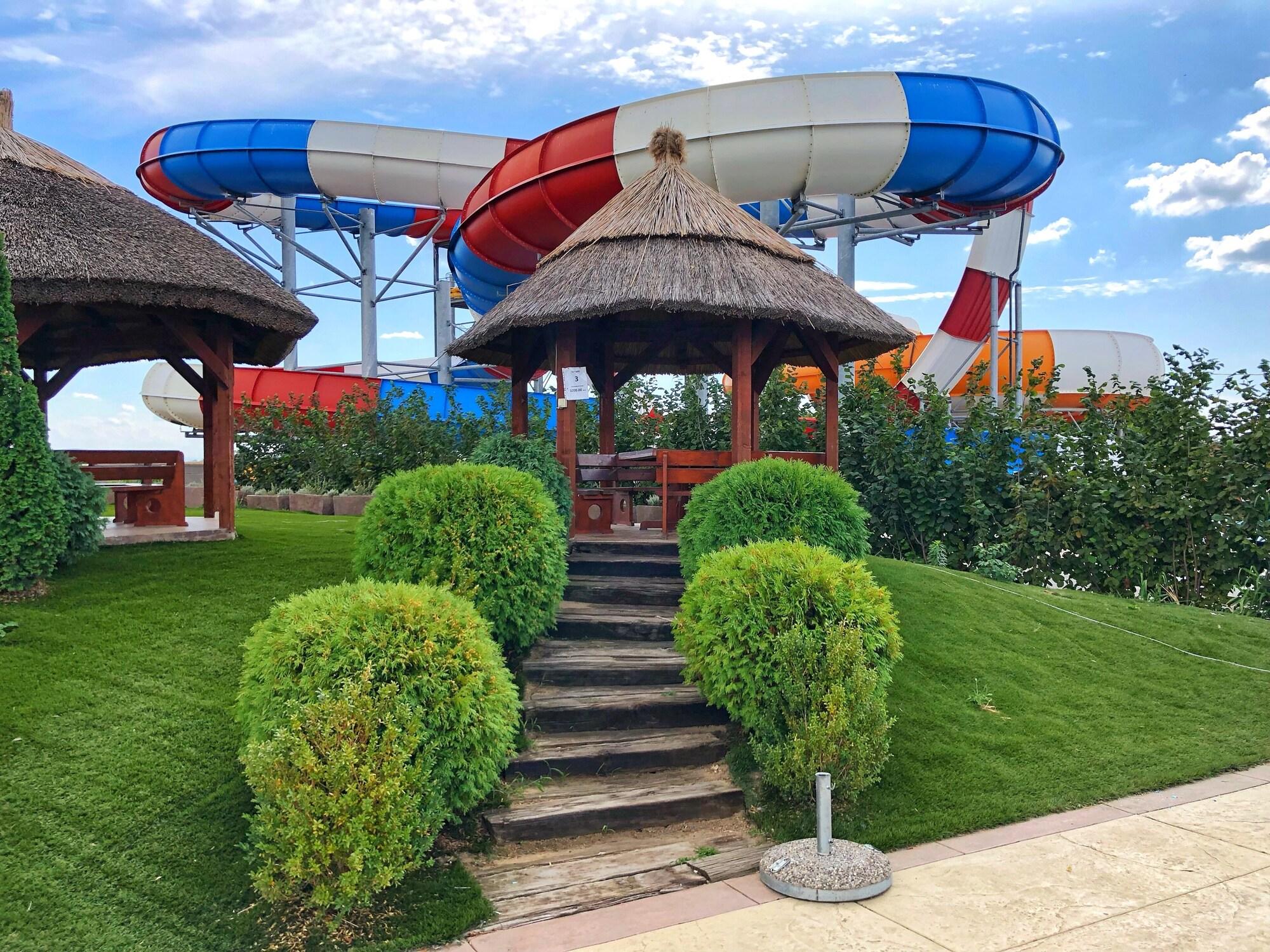 Vista Exterior S-Club Resort Aqua Park and Spa