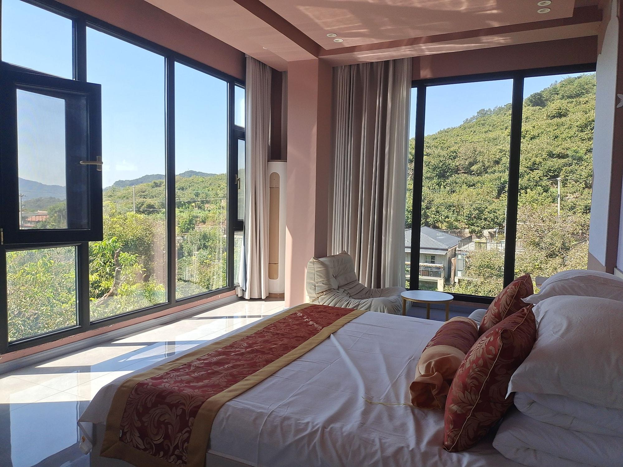 Varios Yuetong Hotel Near Mutianyu Great Wall