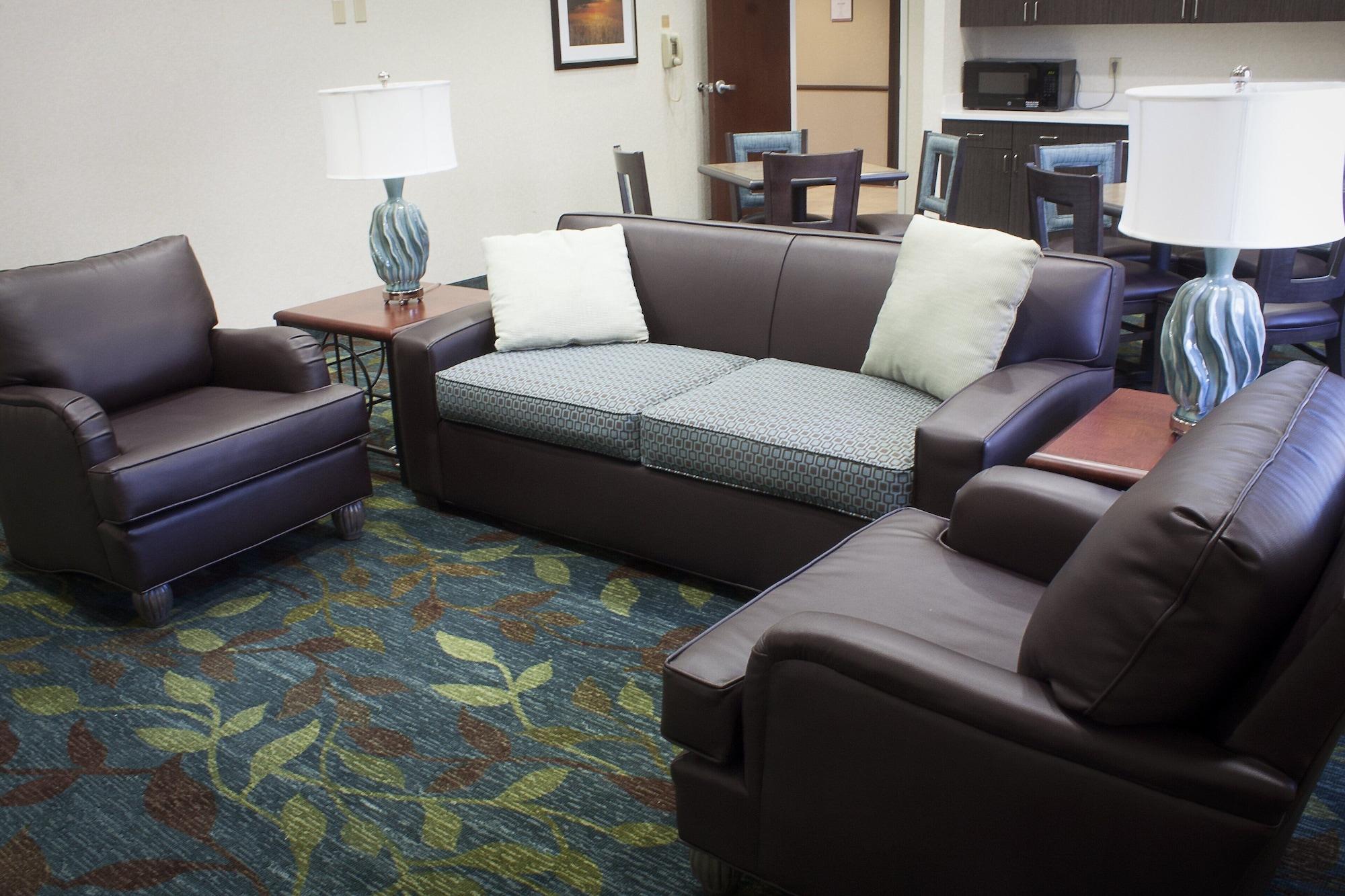 Vista Lobby Candlewood Suites Youngstown W I-80 Niles Area by IHG