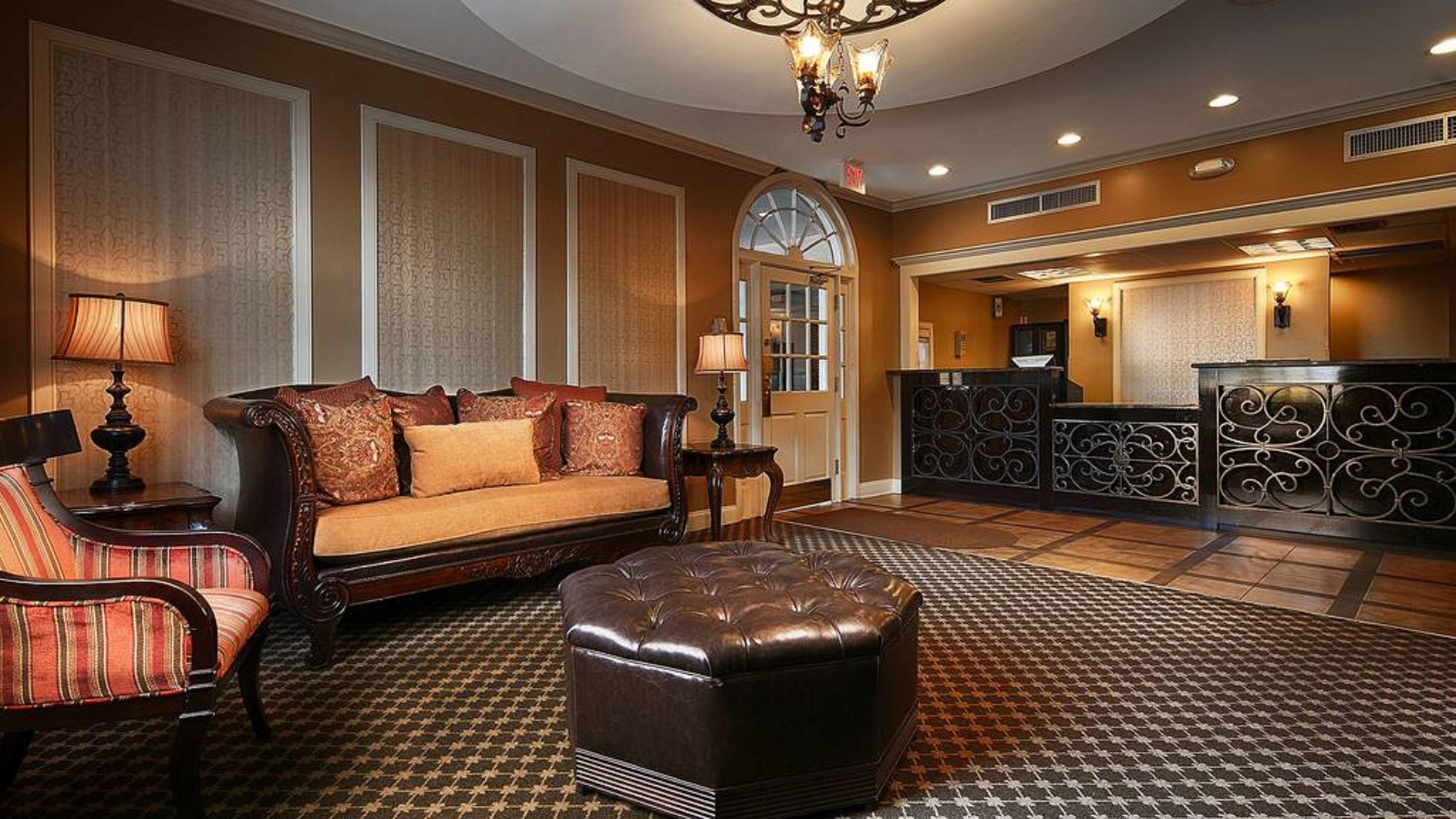 Vista Lobby Best Western Plus French Quarter Courtyard Hotel