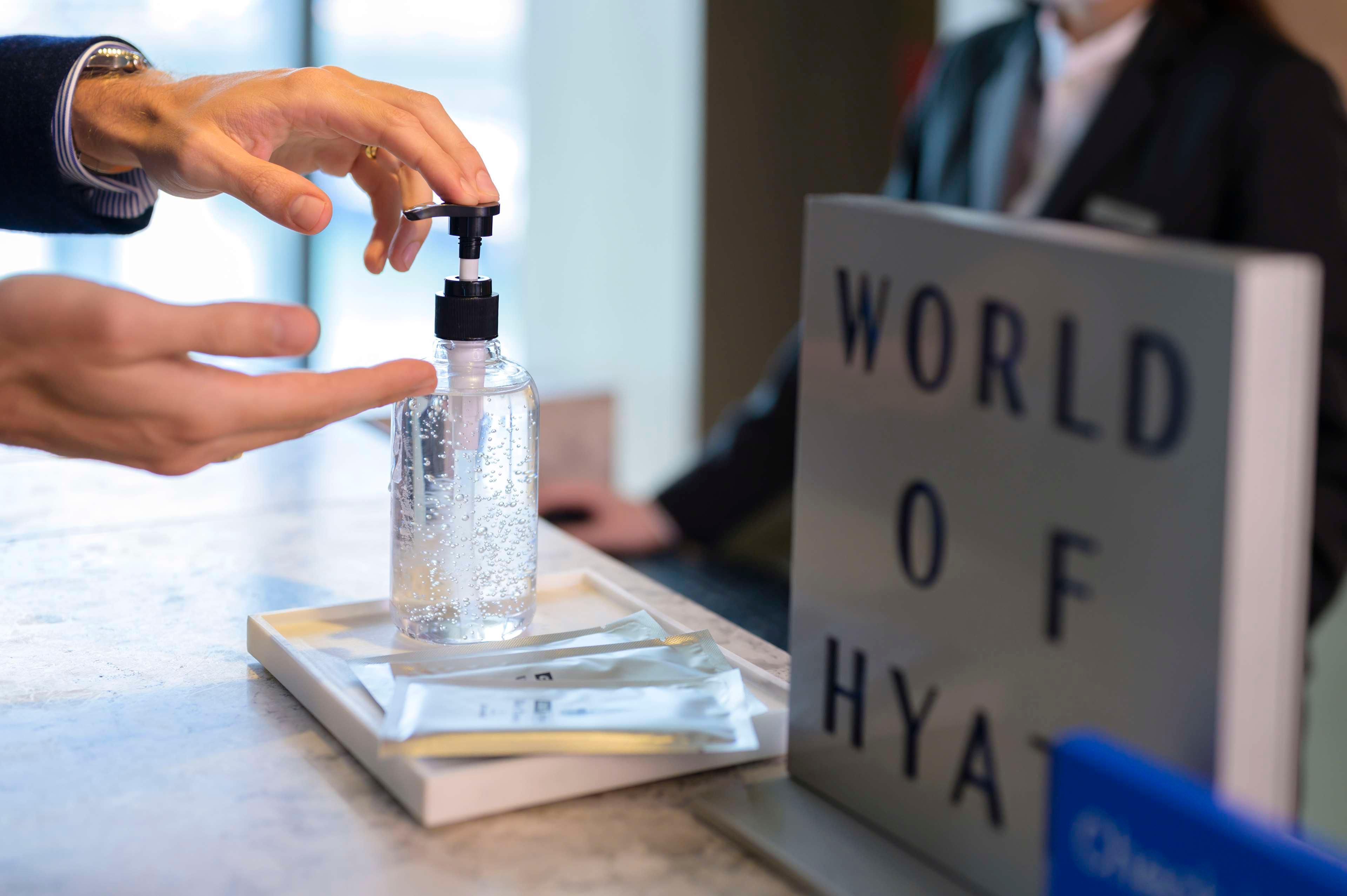 Vista do lobby Hyatt Place Boston/Seaport District