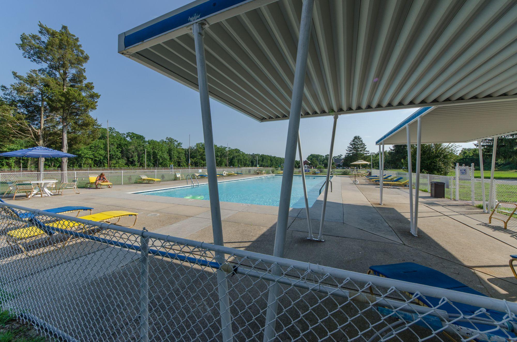 Vista Piscina Hyland Motor Inn