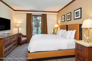 Alquiler Vacacional - Ski-in/Ski-out luxury condominium at the base of Aspen Highlands.