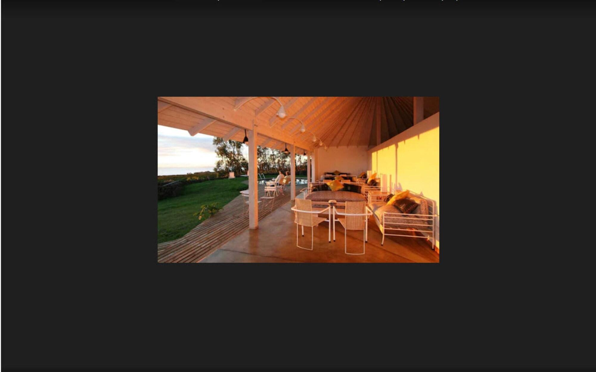 Bar/Salón Altiplanico Isla De Pascua