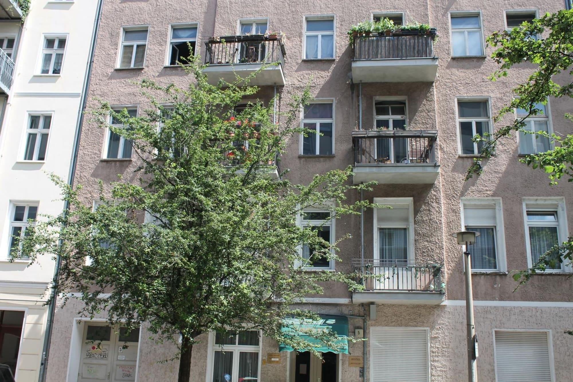 Vista Exterior Hotel Novalis